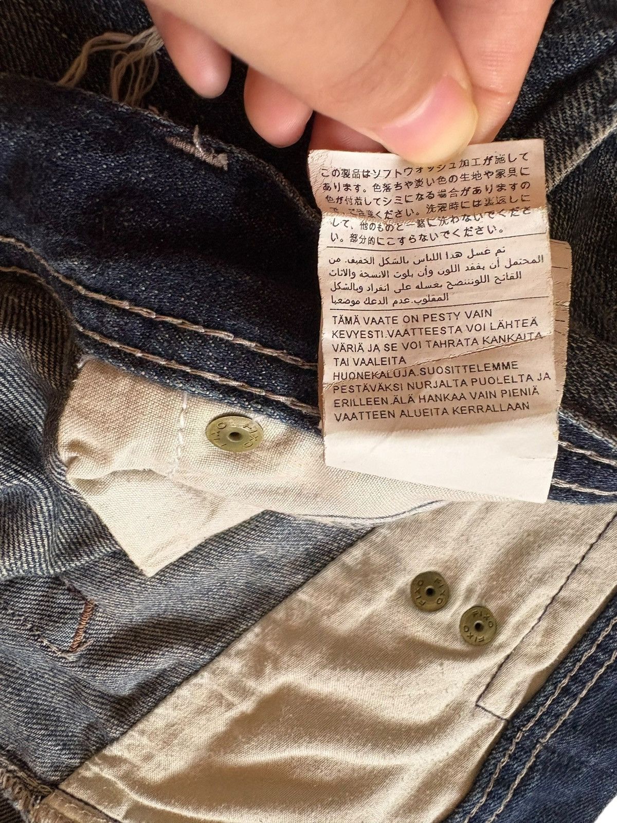 Japanese Brand SALES🔥Vintage Japanese Distressed Buckle Back Jean Shorts Size US 34 / EU 50 - 16 Thumbnail