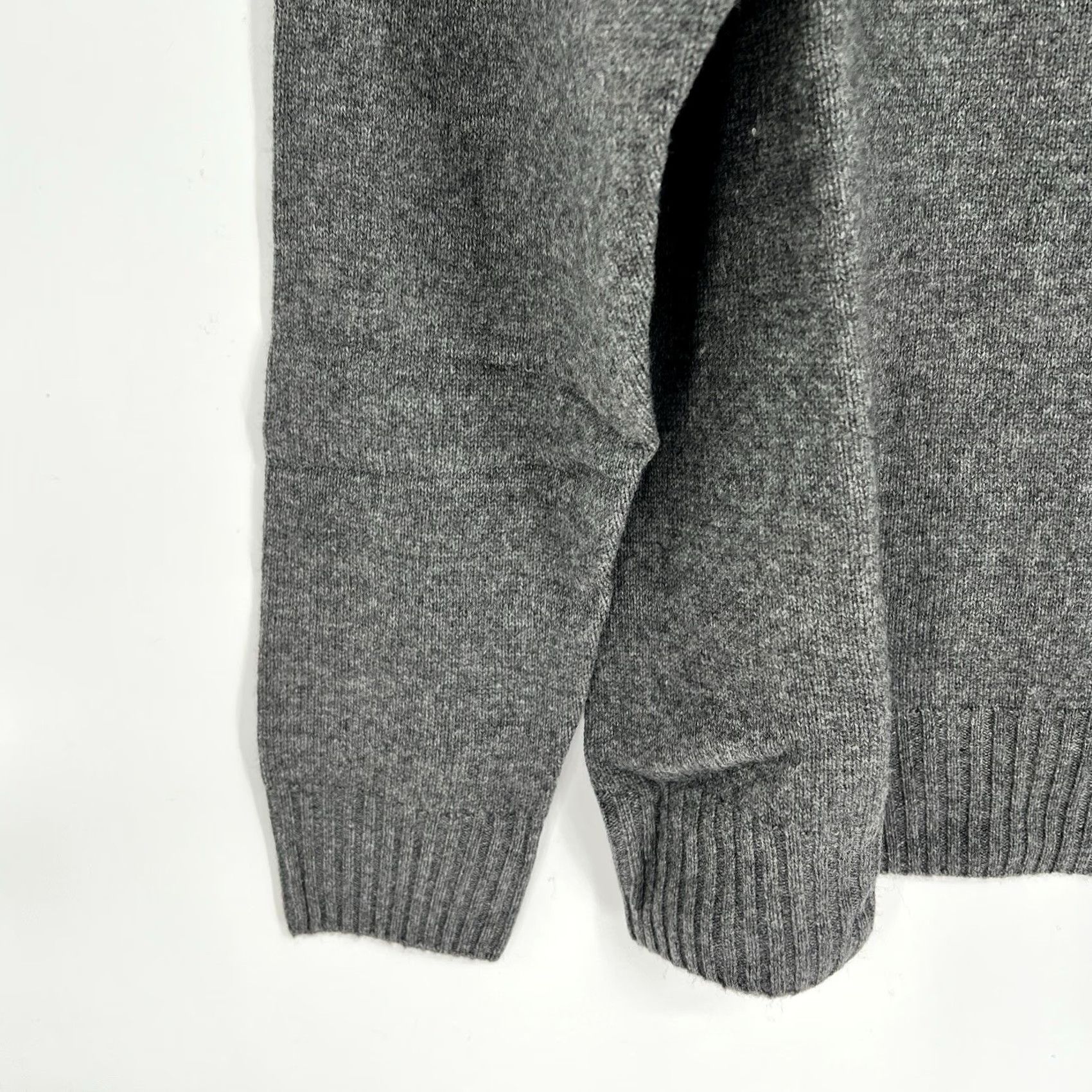NAADAM Nadaam Men's Lightweight Cashmere & Wool Roll Neck Sweater 2XL Gray Shirt Pullover Long Sleeve Crew Neck Casual Formal Business White? Size US XXL / EU 58 / 5 - 7 Thumbnail