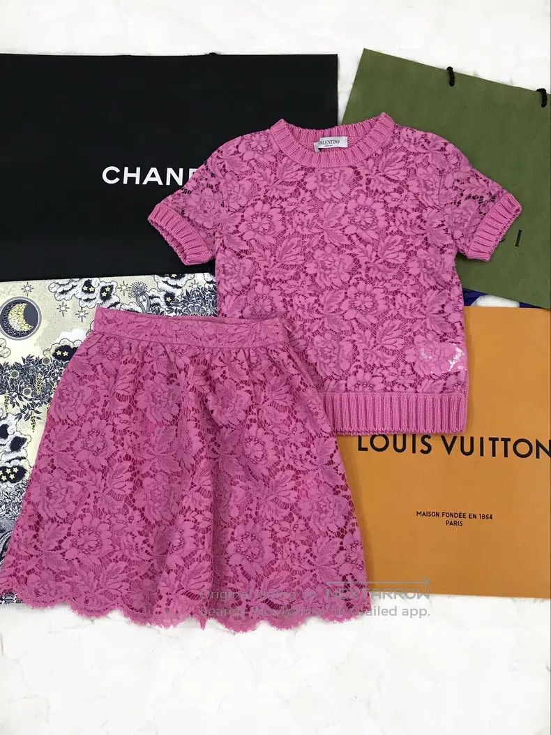 Valentino Valentino Pink lace set Size S / US 4 / IT 40 - 1 Thumbnail