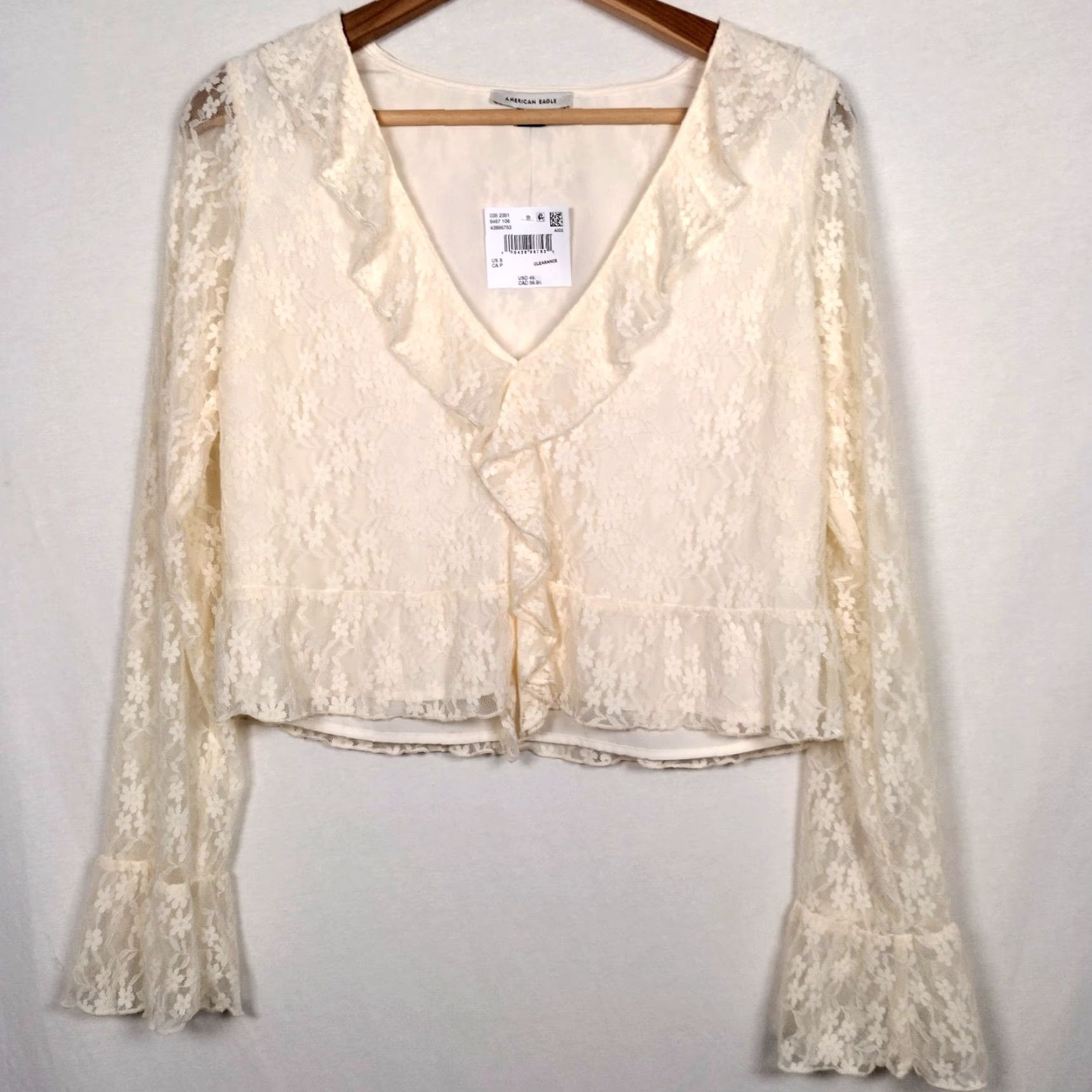 American Eagle Outfitters VINTAGE American Eagle Outfitters Shirt Small Cream Floral Lace Cropped Bell Sleeve V-Neck PULLOVER Fairycore Womens Size S / US 4 / IT 40 - 2 Thumbnail
