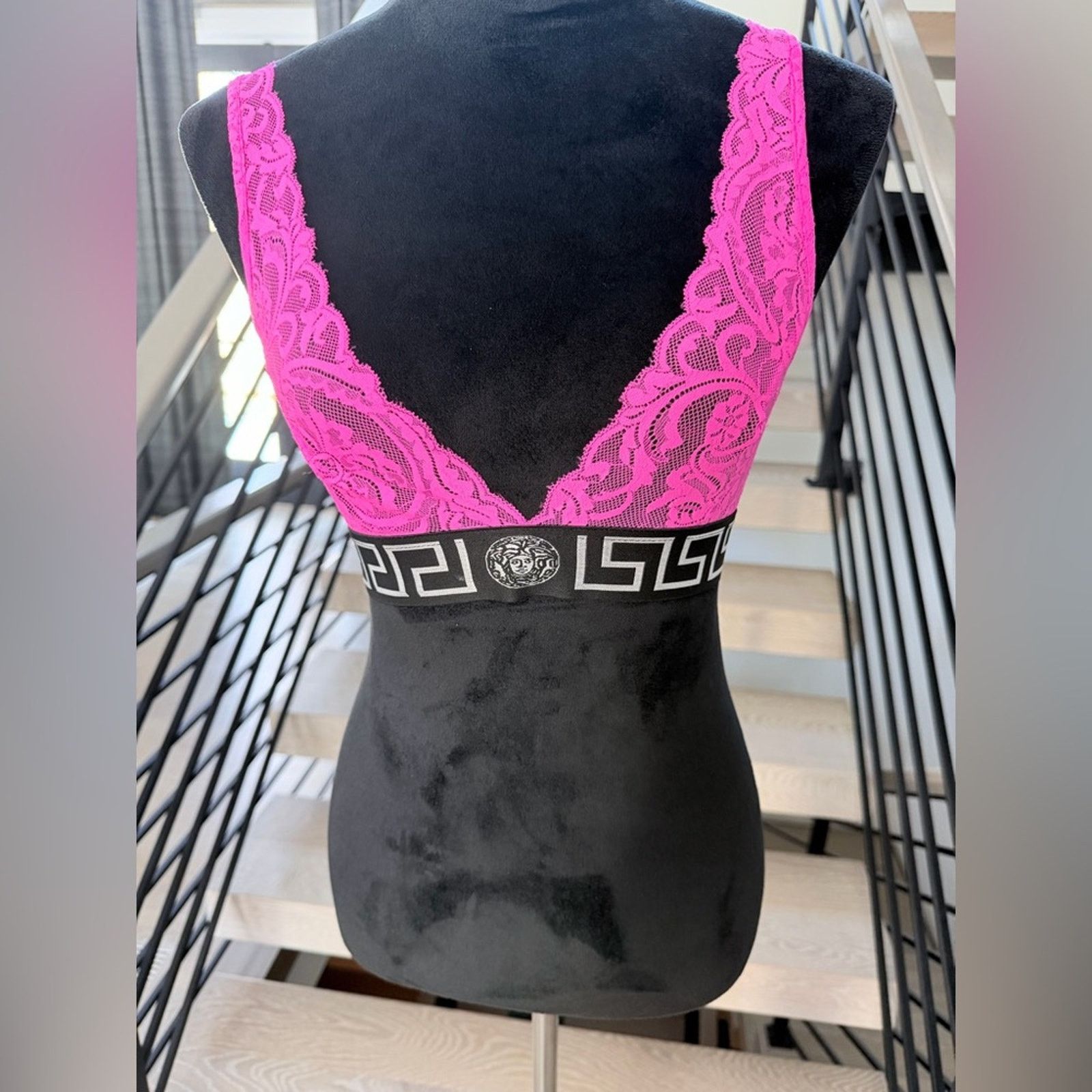 Versace Versace Fuchsia Lace Bra with Black Band size S Size ONE SIZE - 2 Thumbnail