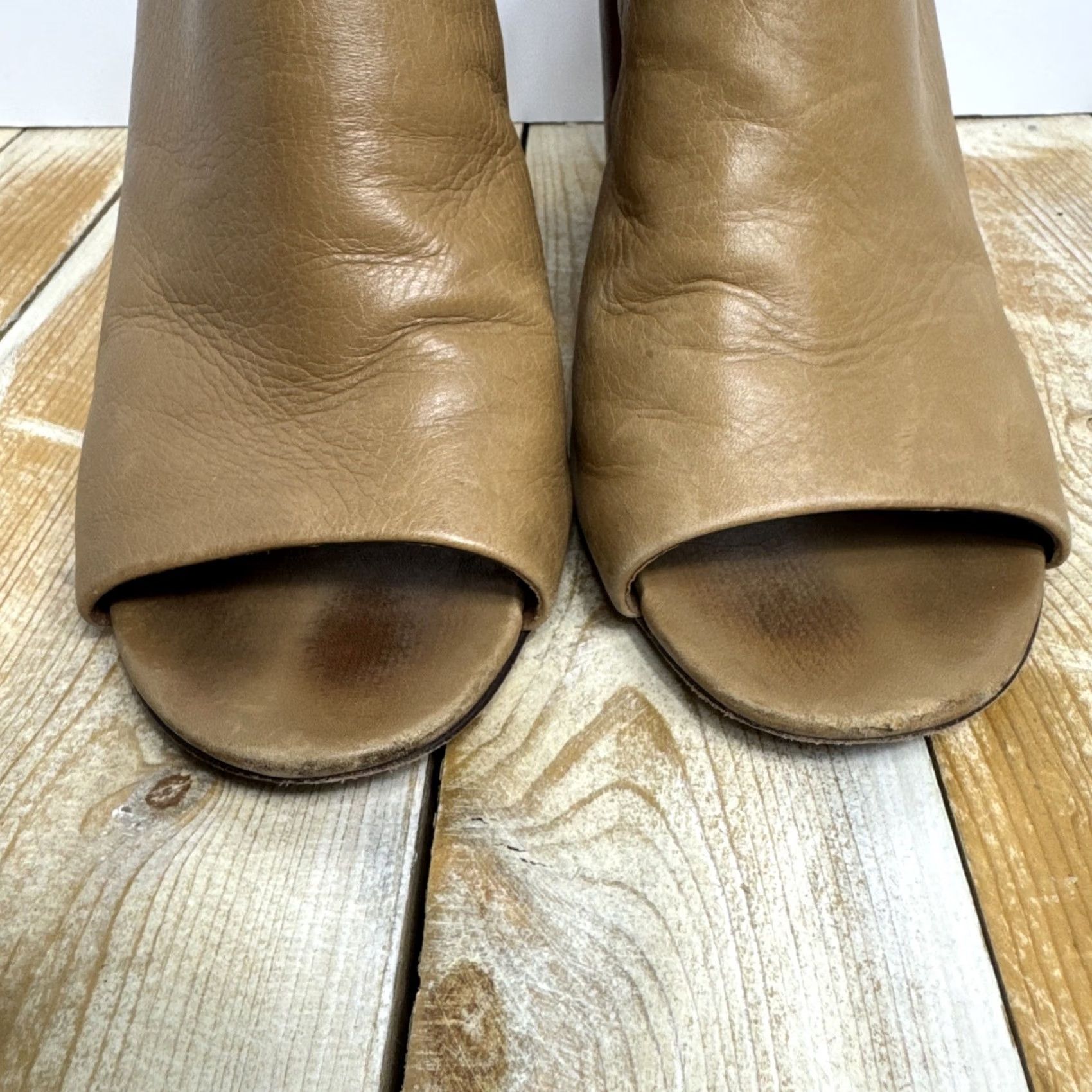 Tory Burch VINTAGE? No. Tory Burch Raya Mold? (Cannot). Size US 9 / IT 39 - 3 Thumbnail