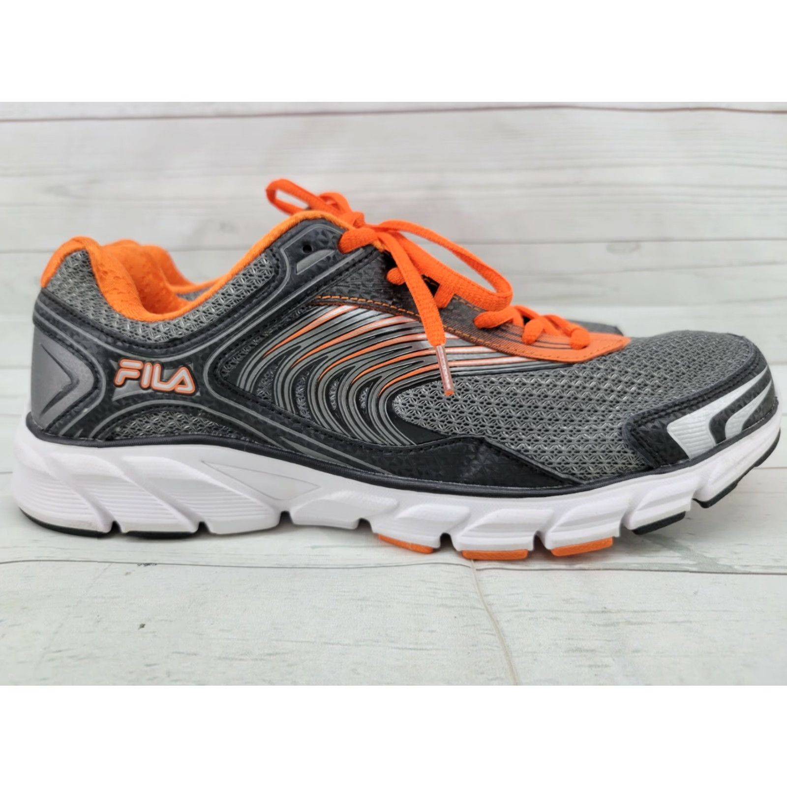 Fila FILA Sneaker Men’s 11.5 Gray Orange 1SR20952-054 Running Memory Foam Cross Training Low Top Size US 11 / EU 44 - 3 Thumbnail