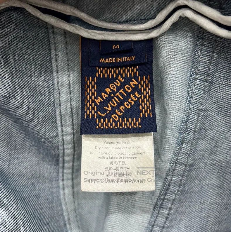 Louis Vuitton Louis Vuitton Blue striped full-print polo long sleeve Size US M / EU 48-50 / 2 - 5 Thumbnail
