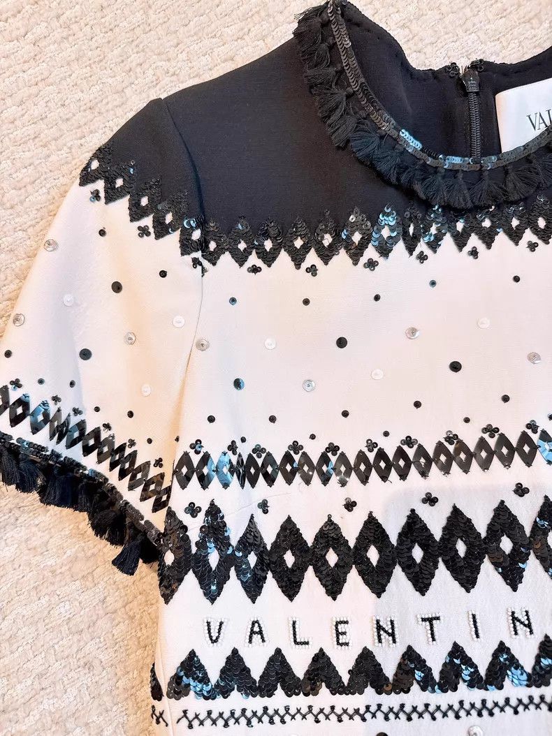 Valentino Valentino Heavy sequins + beaded embroidered logo black a Size S / US 4 / IT 40 - 4 Thumbnail