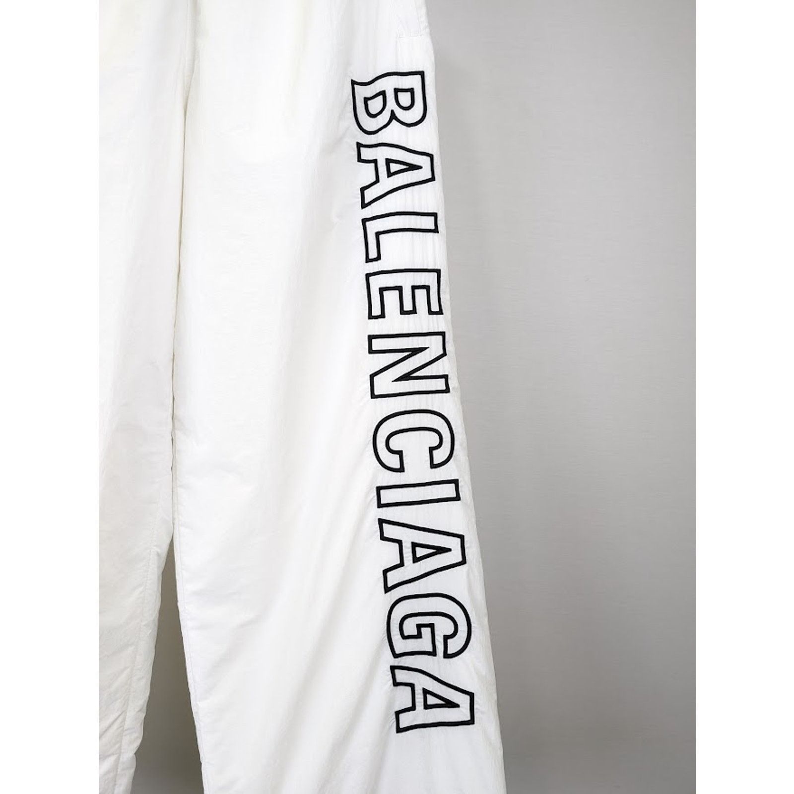 Balenciaga o1rshd1 Light Track Nylon Tracksuit Pants in White Size US 34 / EU 50 - 6 Thumbnail