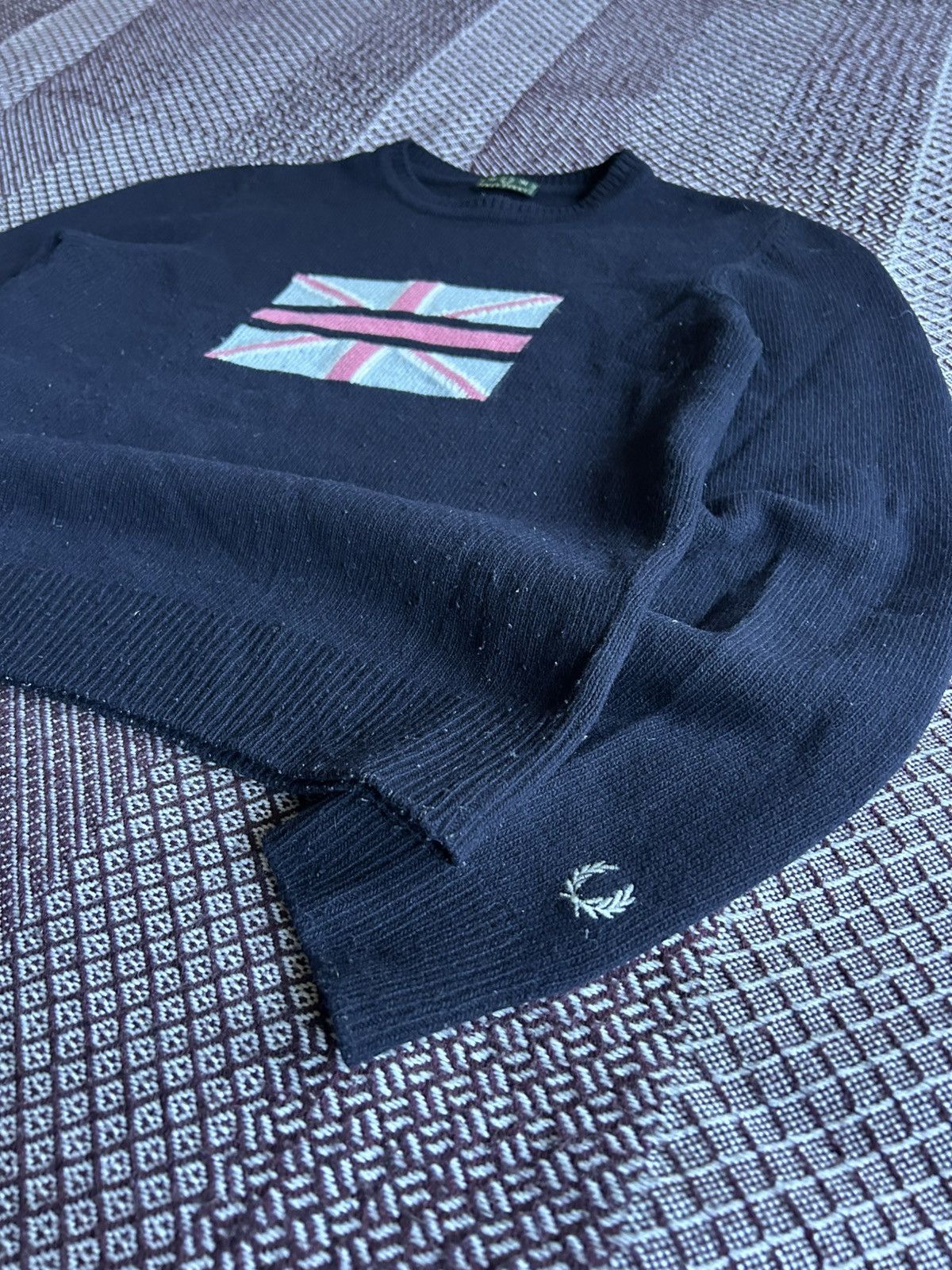 Fred Perry Vintage Fred Perry Big Logo Sweater Women Casual Style Sz M Size M / US 6-8 / IT 42-44 - 3 Thumbnail