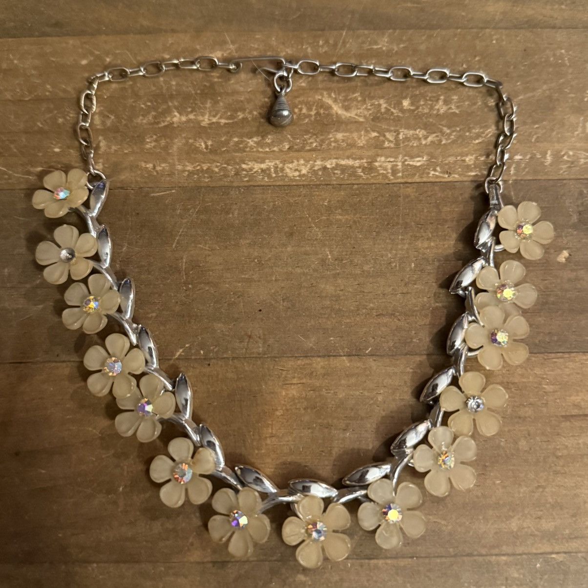 Vintage Vintage silver tone yellow Plumeria flowers necklace Size ONE SIZE - 3 Thumbnail