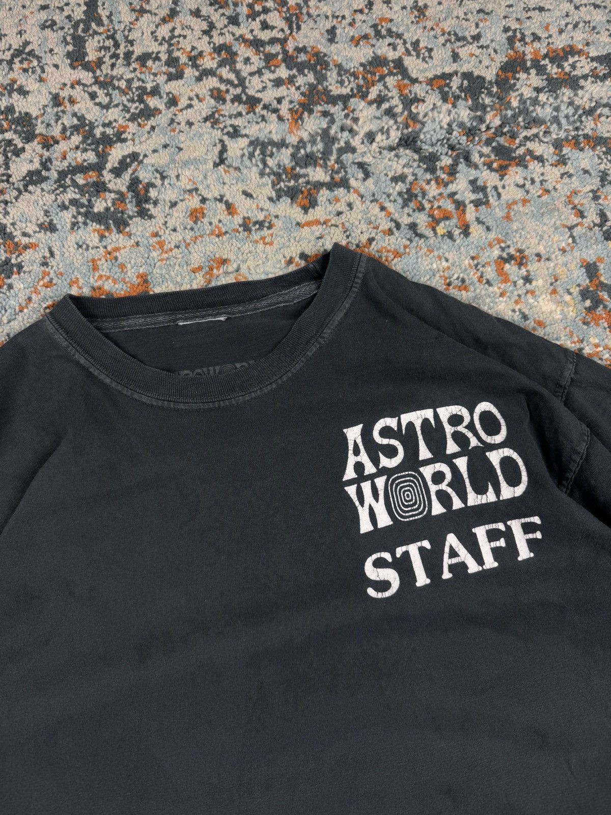 Travis Scott Rare Travis Scott Astroworld staff tee faded washed hype Size US M / EU 48-50 / 2 - 8 Thumbnail