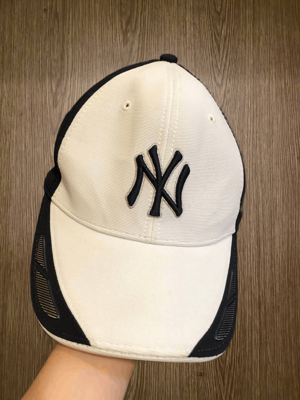 New York Yankees Vintage New York Yankees Hat Cap Size ONE SIZE - 1 Thumbnail