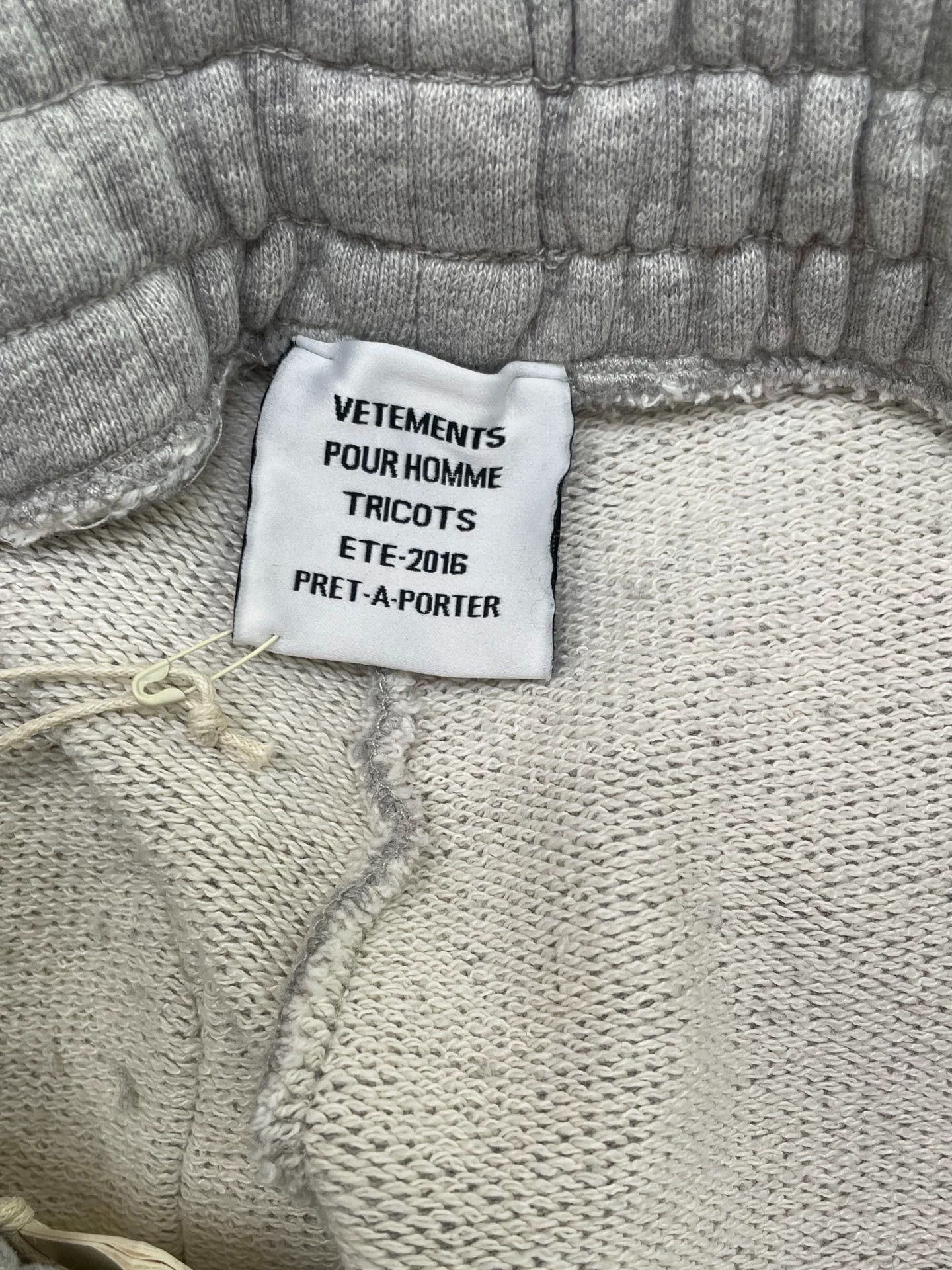 Vetements Vetements 16SS Demna Irregular Gray M Portugal NWT Size US 32 / EU 48 - 4 Thumbnail