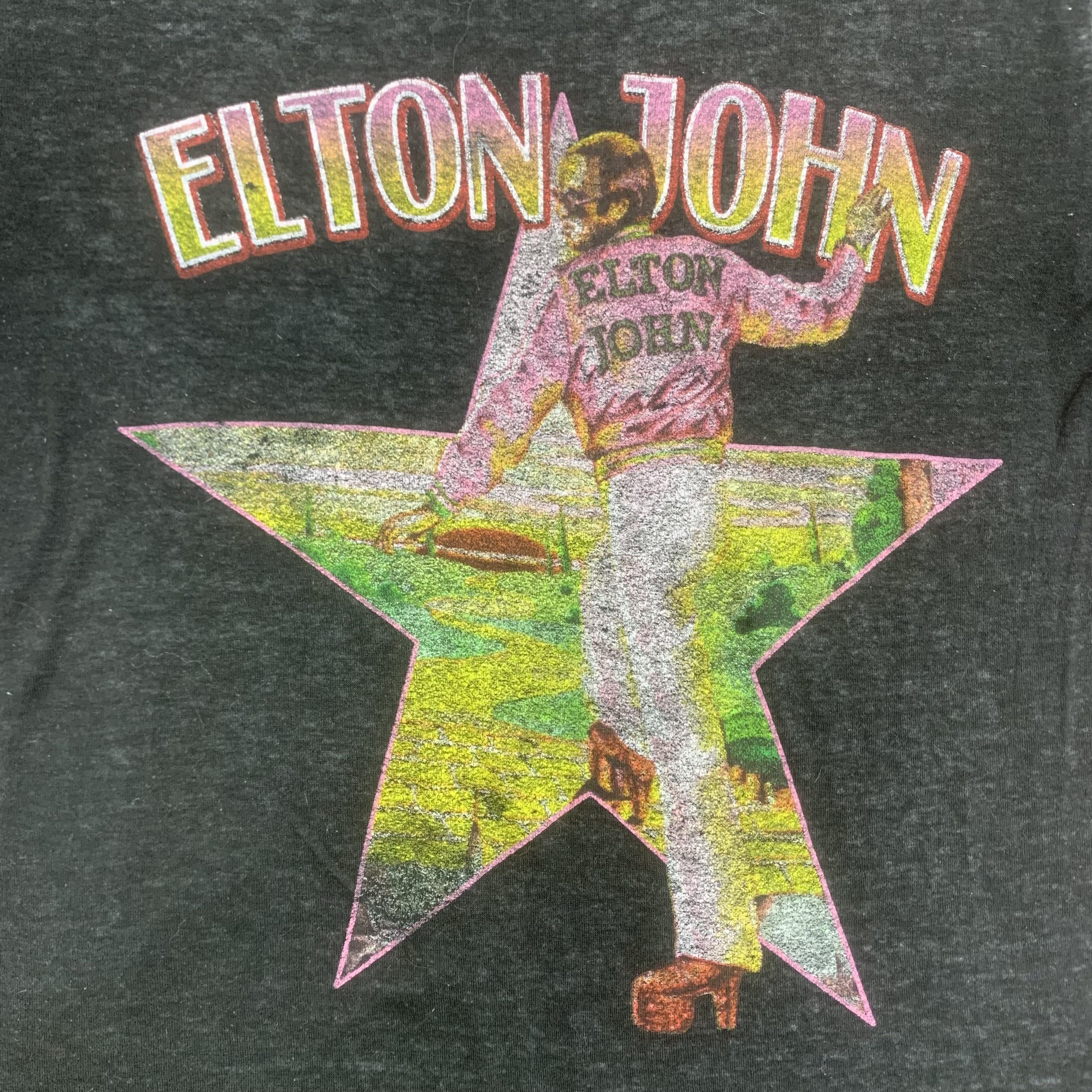 Vintage Elton John Tee Shirt - R006 Size US S / EU 44-46 / 1 - 2 Thumbnail