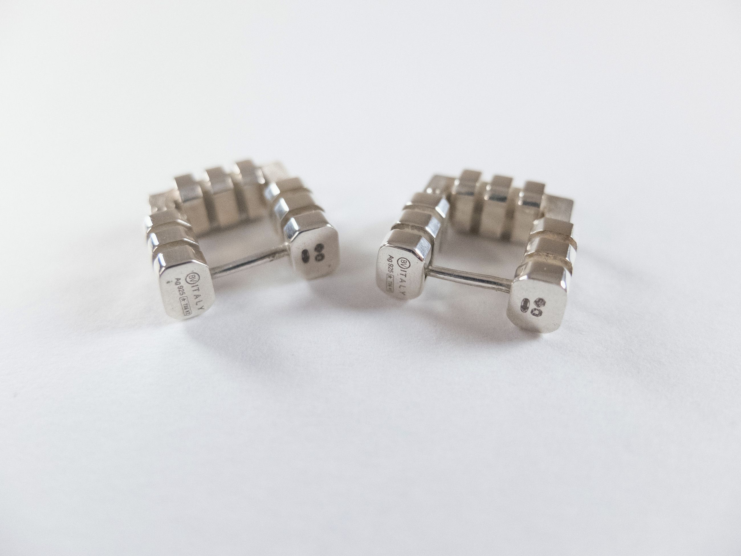 BOTTEGA VENETA Brick Sterling silver square hoop earrings q