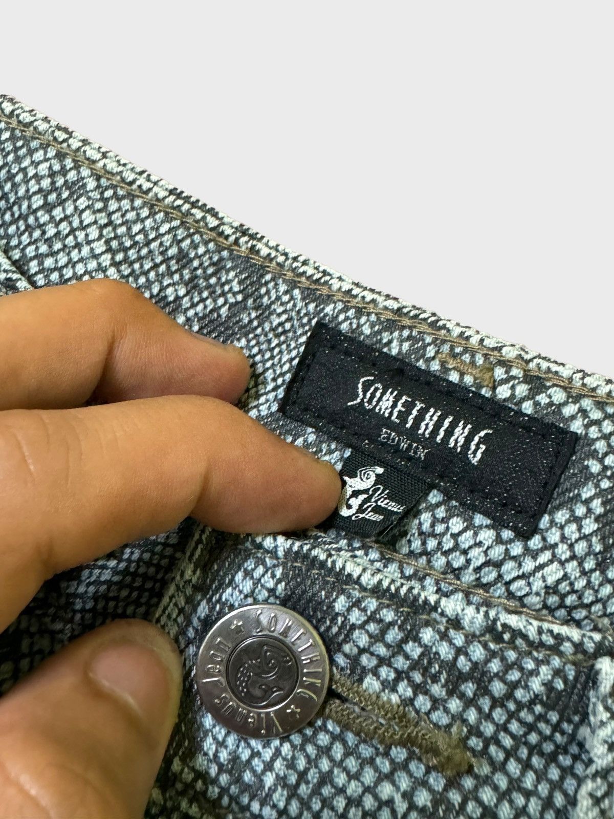 Hysteric Glamour × Japanese Brand × Vintage Something Python Snake Washed Overprint Jeans Size 24" / US 00 / IT 34 - 7 Thumbnail