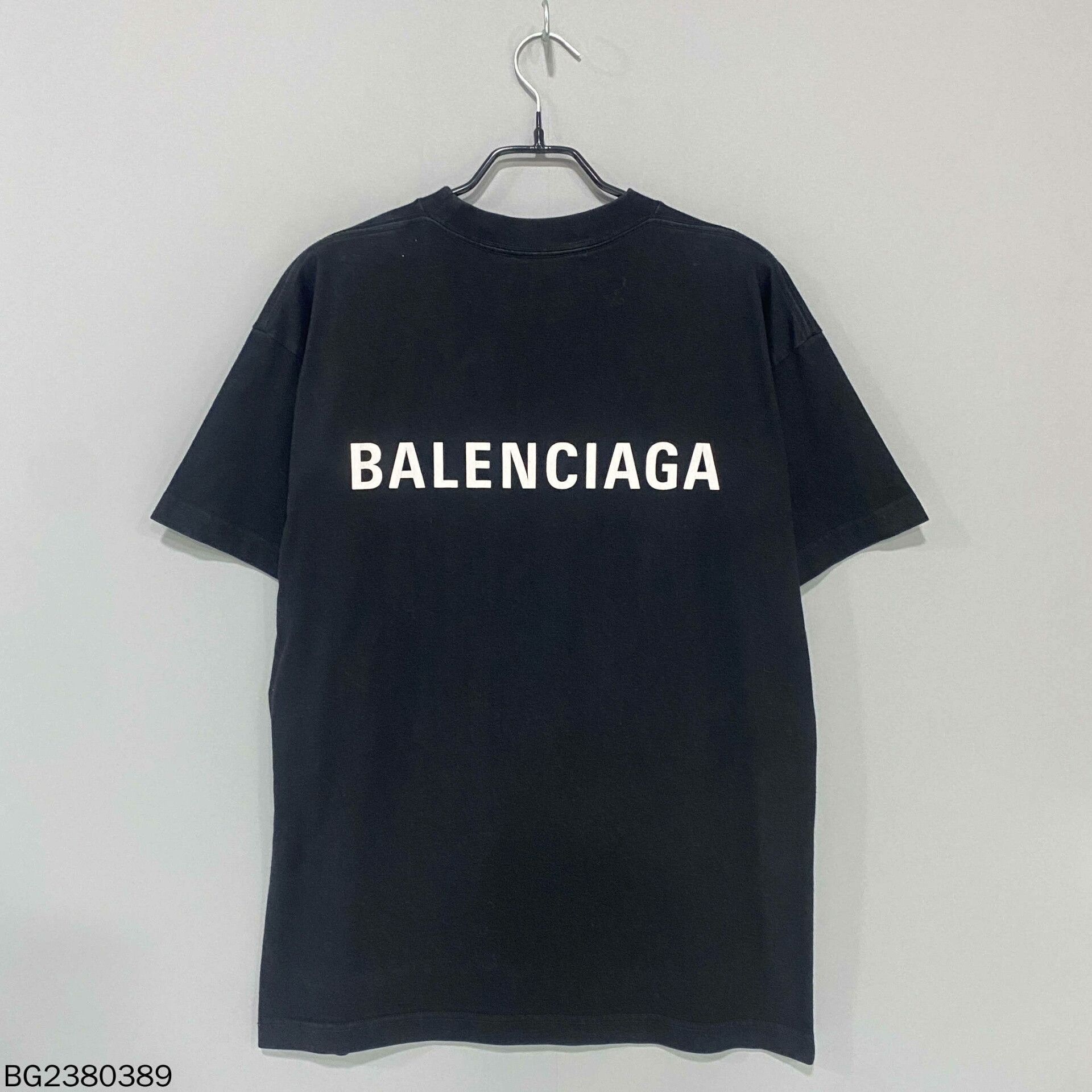 Balenciaga Balenciaga Front Back Letter Logo Tee Size US S / EU 44-46 / 1 - 1 Thumbnail