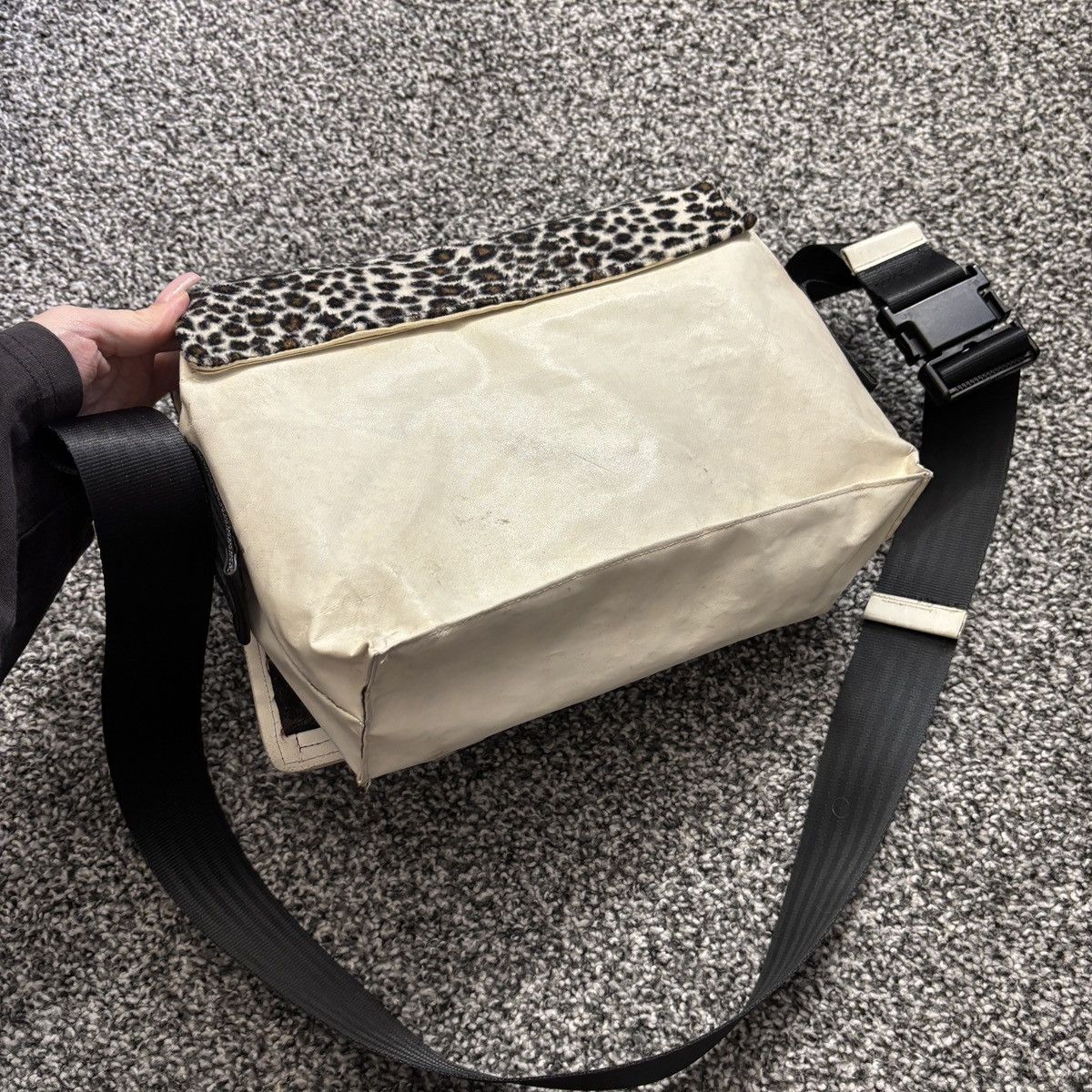 Other upcycled unique leopard bag Size ONE SIZE - 16 Thumbnail