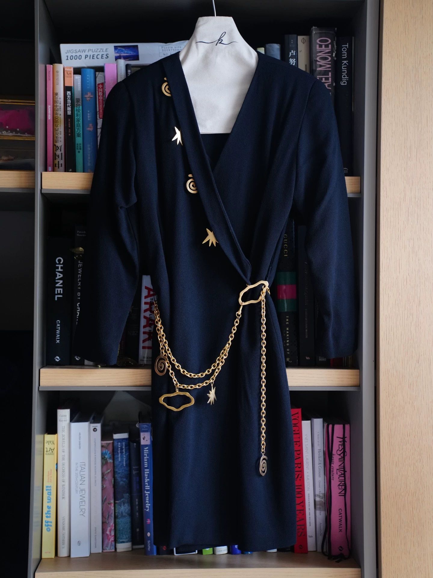Vintage 80s Vintage Wool Suit Dress w/ Metal Accents, Belt, Pads Size S / US 4 / IT 40 - 2 Thumbnail