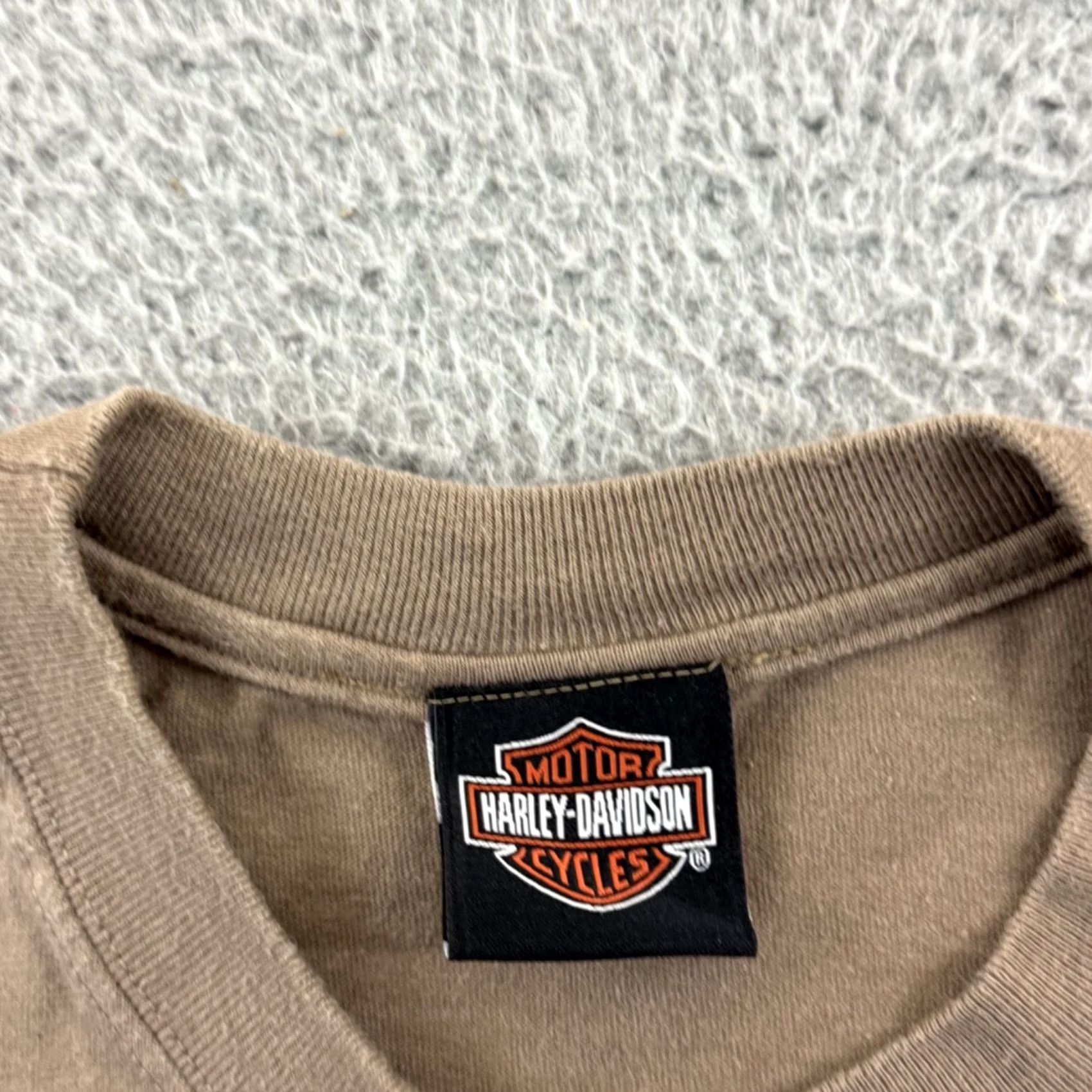 Harley Davidson VINTAGE Harley-Davidson Shirt Adult Small Brown Foghorn Leghorn Looney Tunes USA Shirt Mens Small Brown Harley-Davidson Theme Biker Cartoon 1990s Size US S / EU 44-46 / 1 - 6 Thumbnail