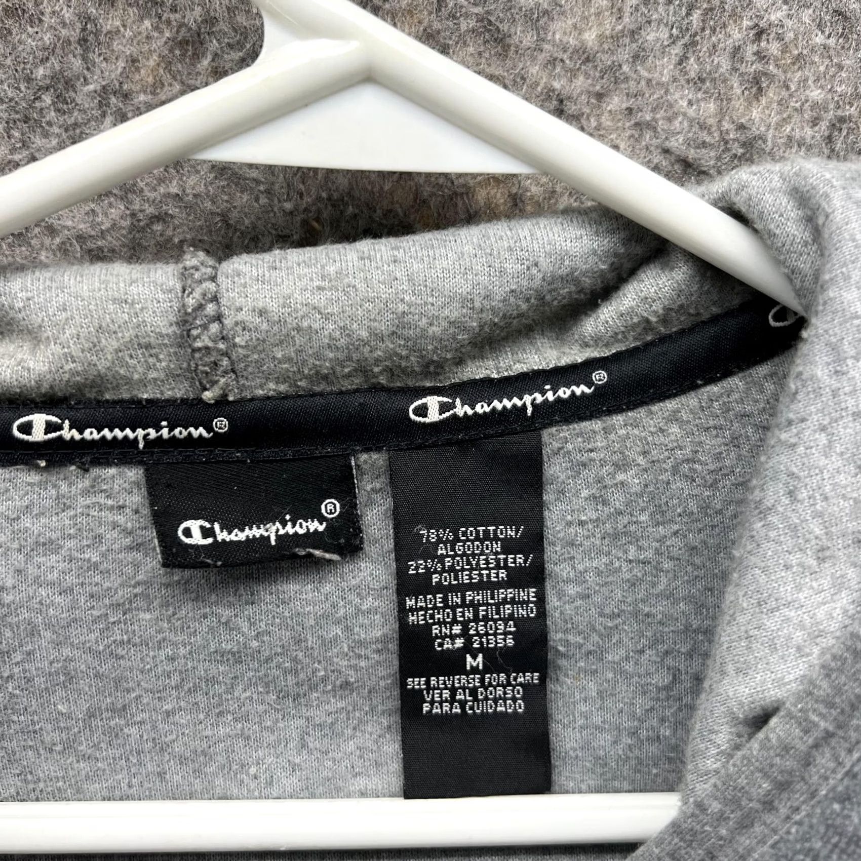 Champion VINTAGE Champion Sweater Women M Gray Full Zip Hoodie Logo Cotton Fleece 2000s Mens Womens Boys Girls Size M / US 6-8 / IT 42-44 - 5 Thumbnail