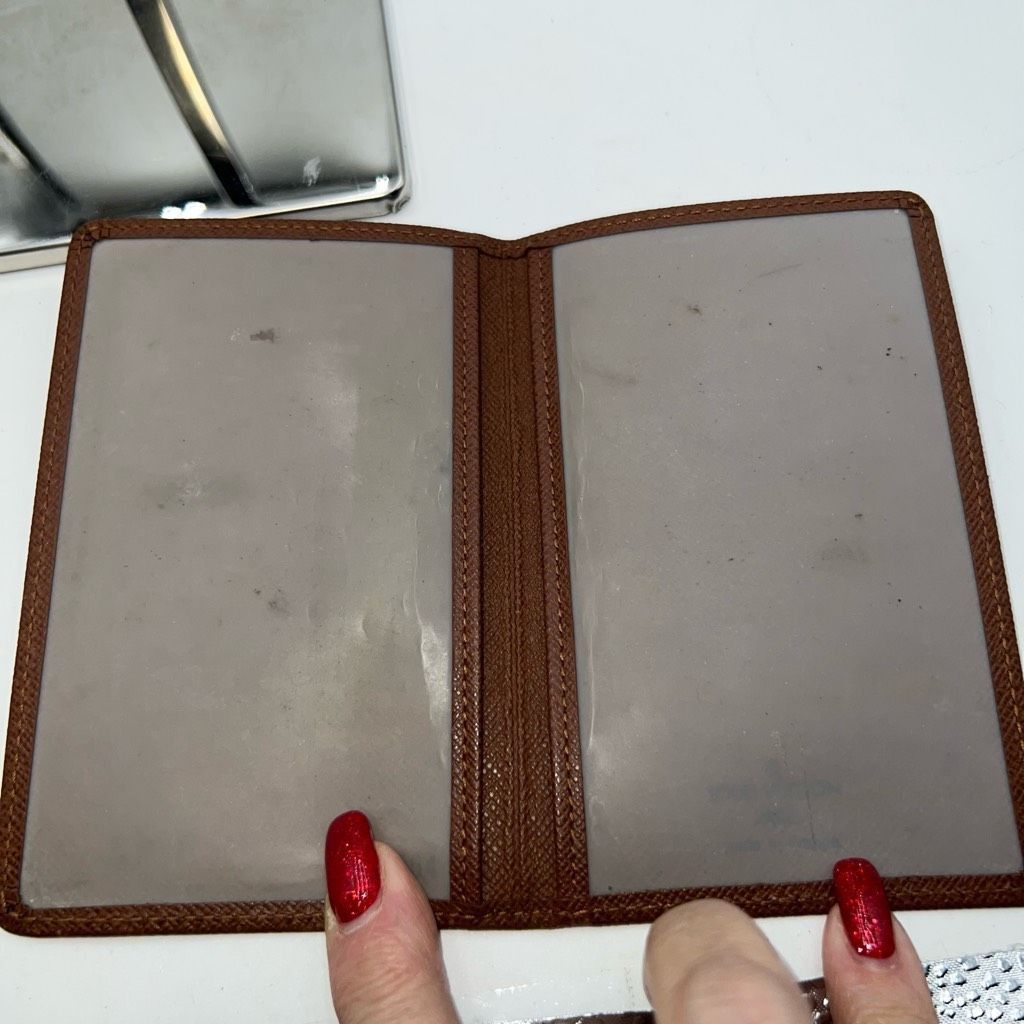 Louis Vuitton Louis Vuitton Porte 2 Cartes Vertical Brown Taiga Leather Ca Size ONE SIZE - 4 Thumbnail