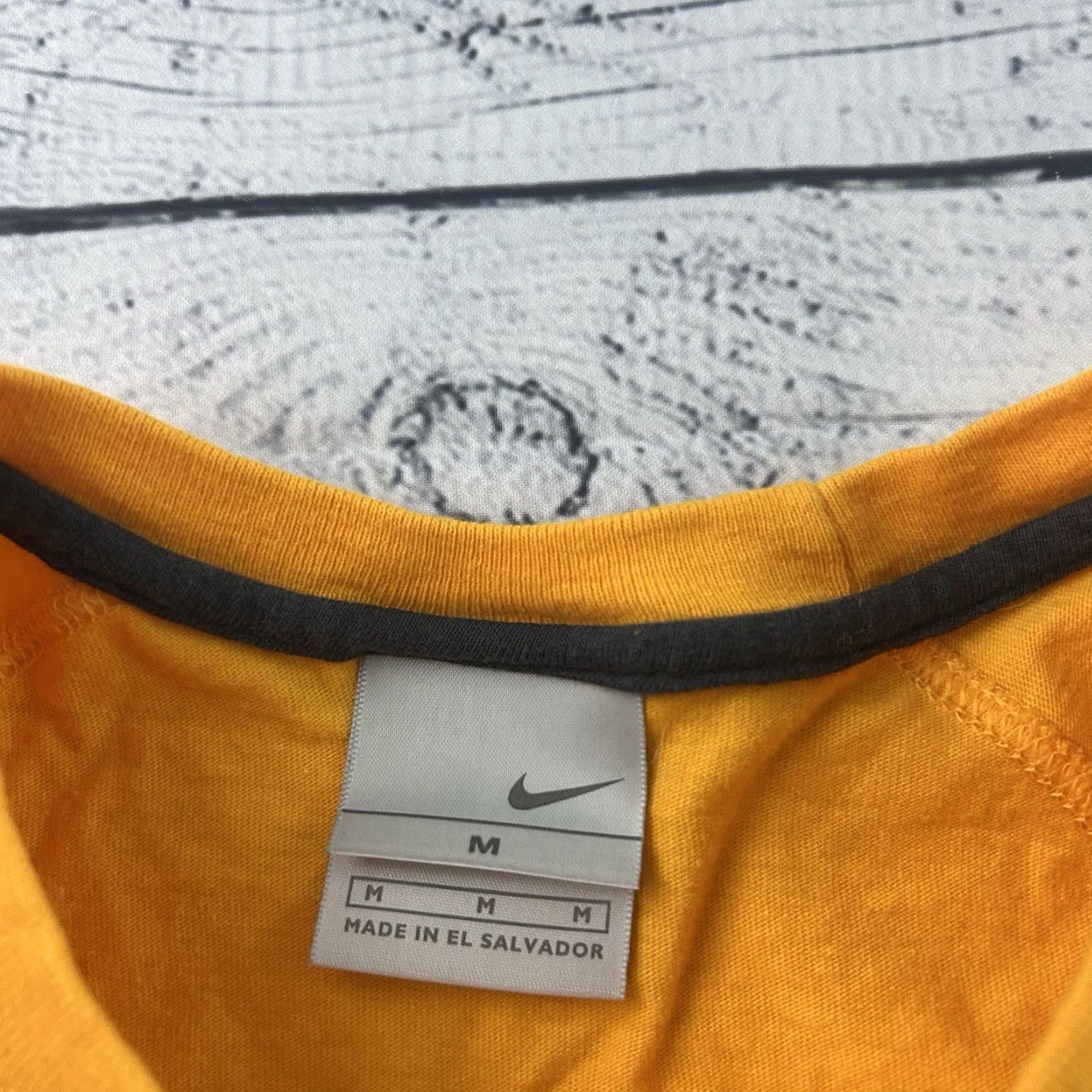 Nike VINTAGE Nike Long Sleeve T-Shirt Men's M Gray Gold Shirt Men Medium Gray Nike Long Sleeve Vintage Y2K Size US M / EU 48-50 / 2 - 2 Thumbnail
