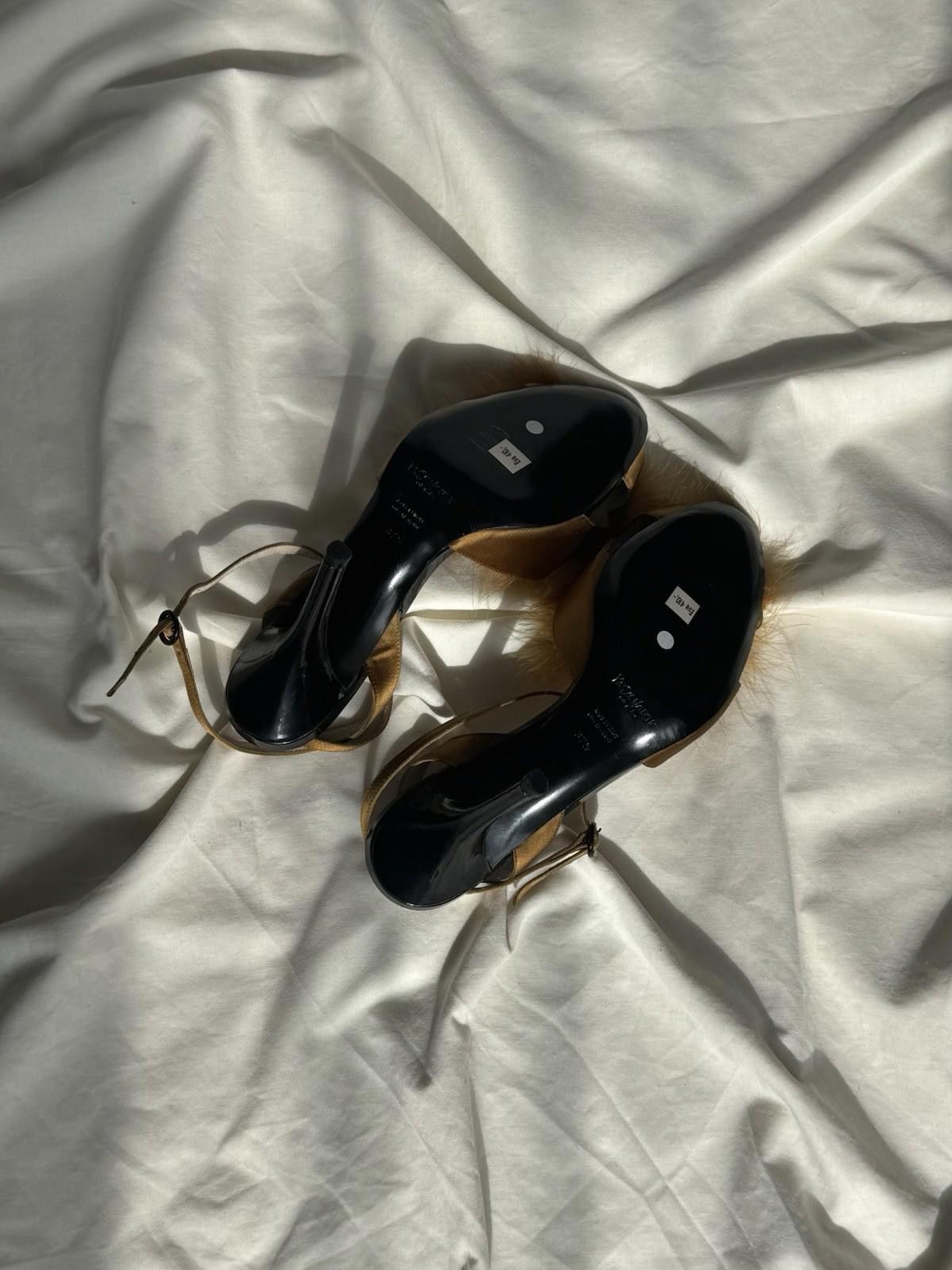 Saint Laurent Paris !NEW S/S 2005 Yves Saint Laurent Runway Satin Feather Heels Size US 7.5 / IT 37.5 - 12 Thumbnail