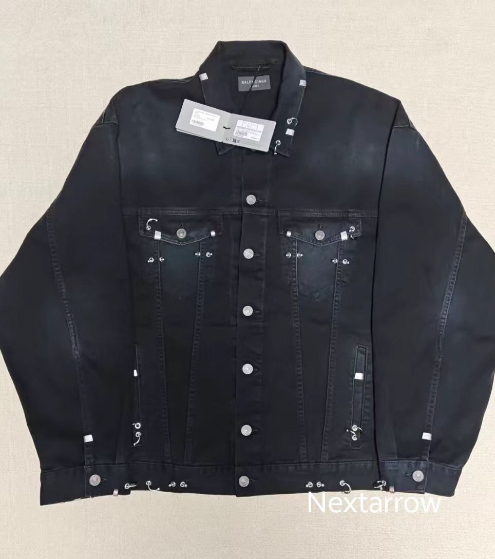 Balenciaga Balenciaga 24fw studded hoop Jean jacket 2412-Nextarrow Size US M / EU 48-50 / 2 - 1 Thumbnail