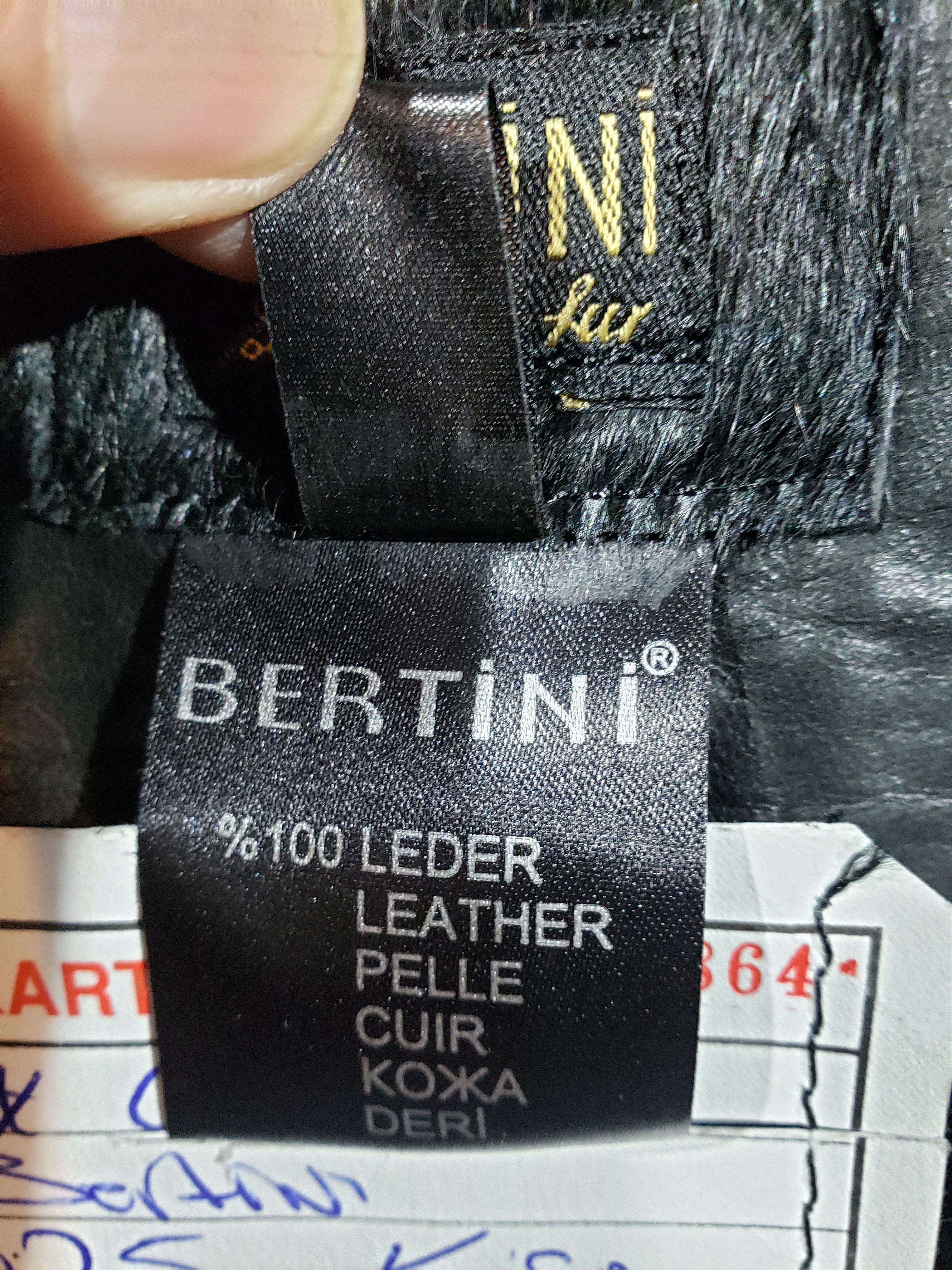 Other Stylish black women's sheepskin coat with a hood. Size S / US 4 / IT 40 - 11 Thumbnail