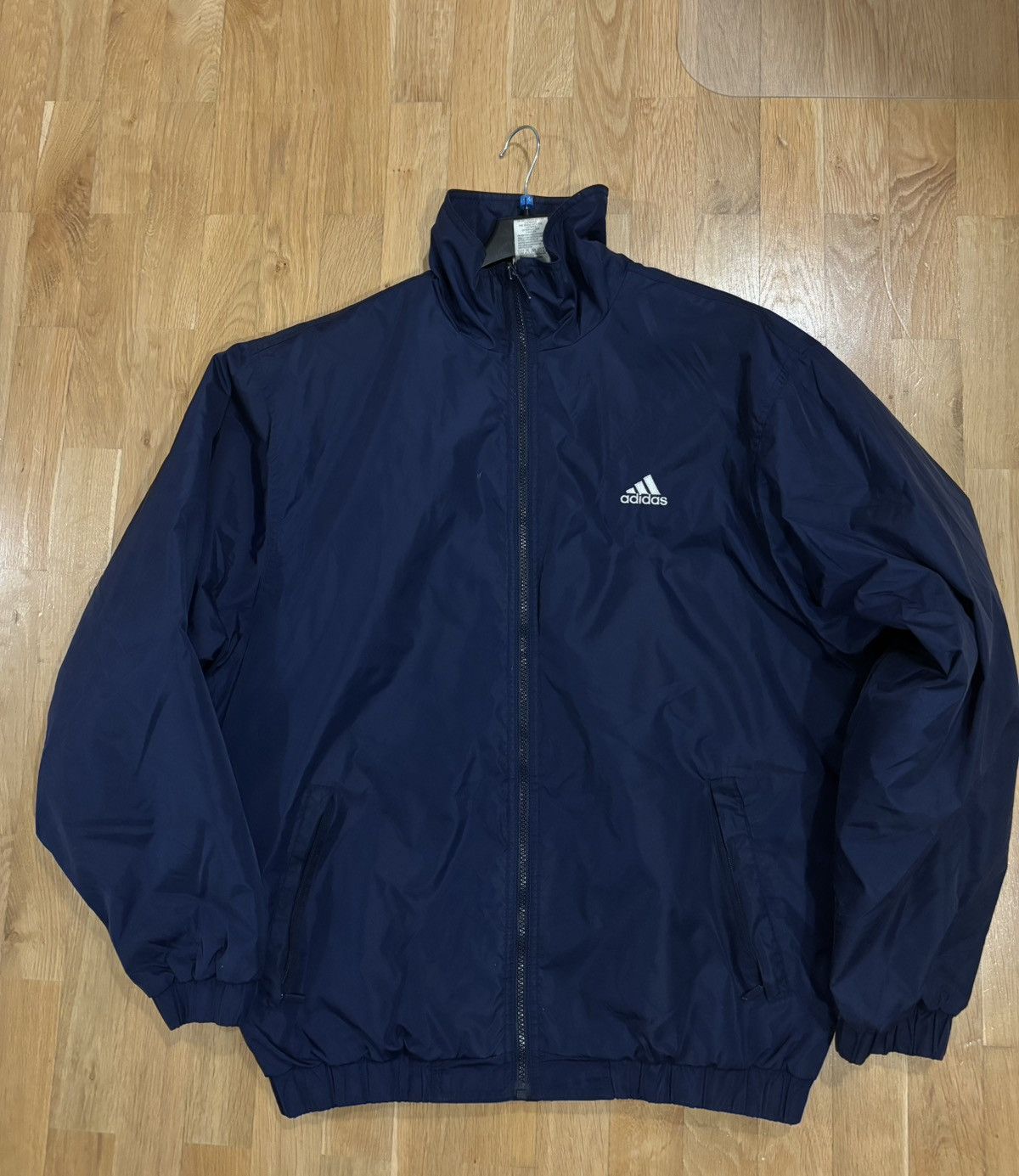 Adidas Vintage 90s Adidas Equipment Logo Puffer Jacket Navy Blue Size US S / EU 44-46 / 1 - 1 Thumbnail
