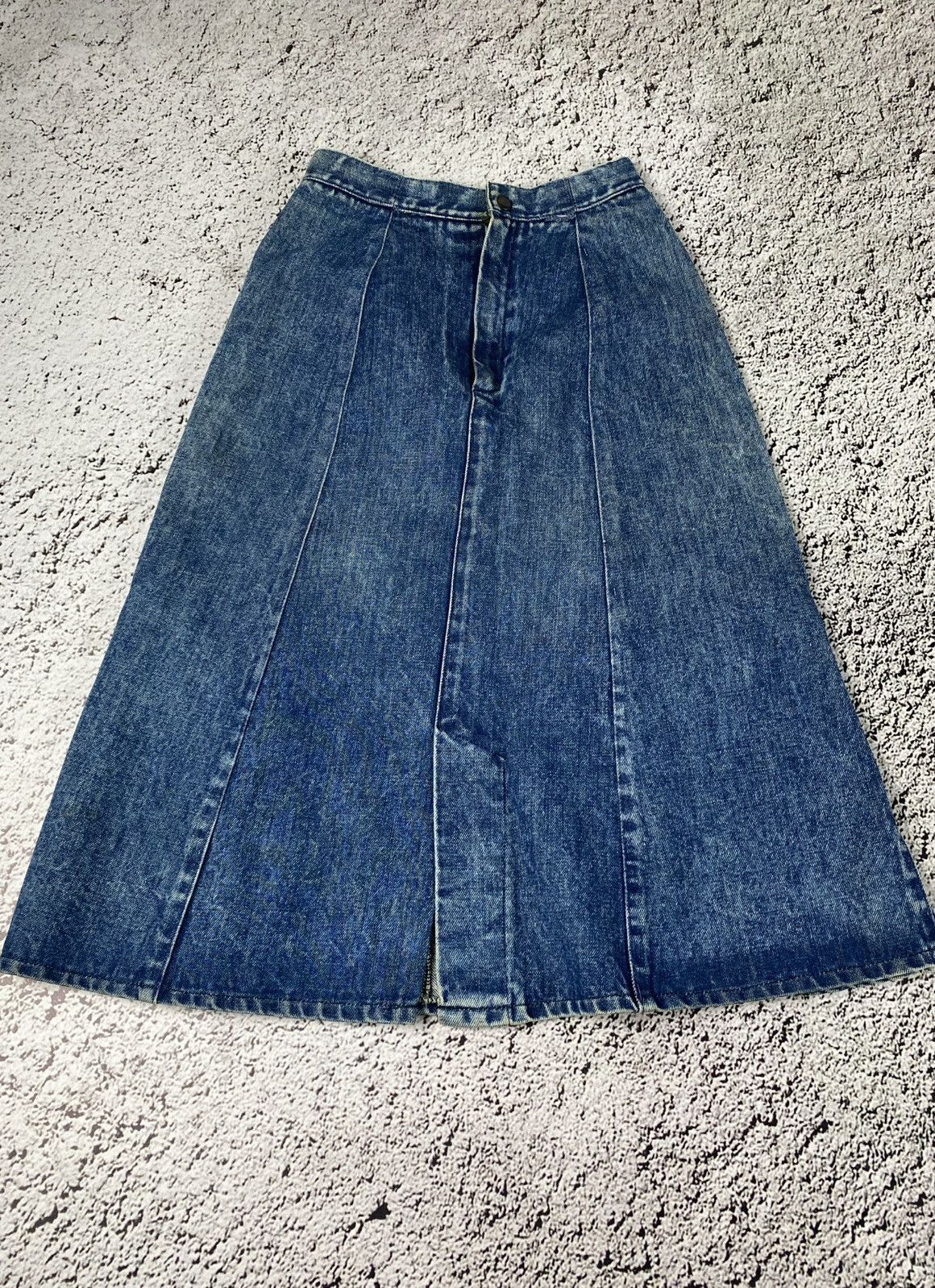 Japanese Brand Vintage 90s faded denim maxi skirts retro streetwear Size 26" / US 2 / IT 38 - 1 Thumbnail