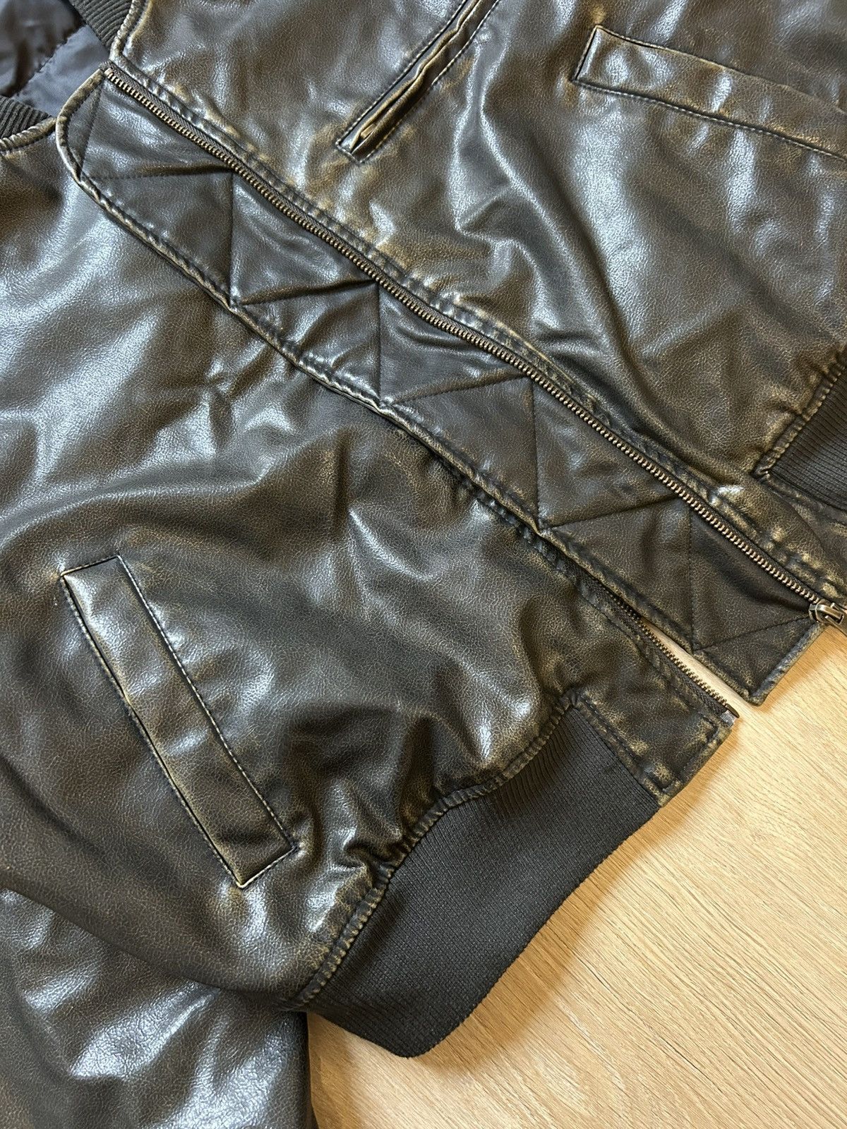 H&M Faux Leather Bomber Jacket Size L / US 10 / IT 46 - 3 Thumbnail