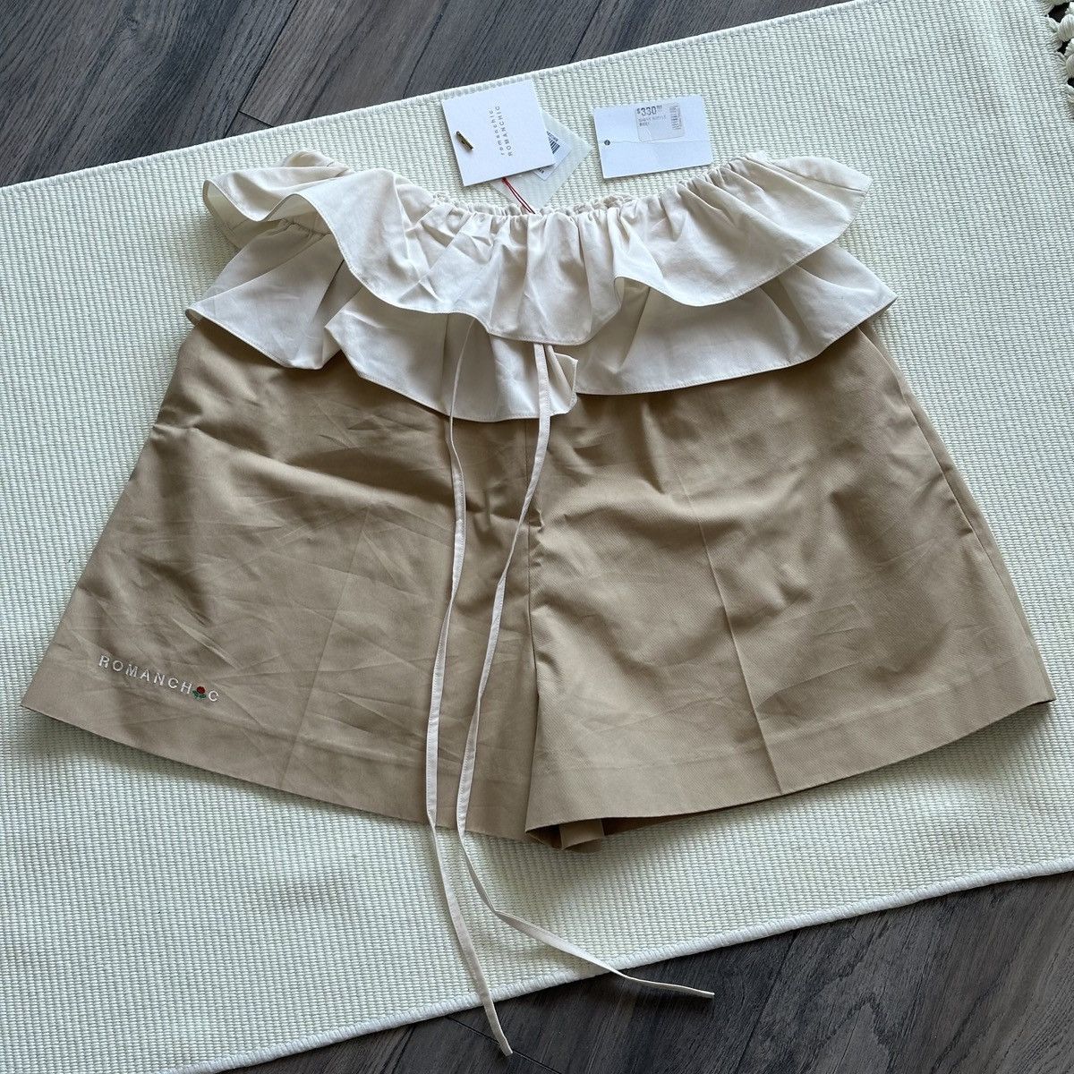 Other Romanchic Beige Ruffle Shorts Size 27" / US 4 / IT 40 - 1 Thumbnail