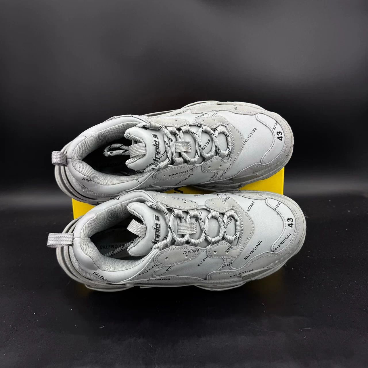 Balenciaga Balenciaga Triple S Grey Size 43 Size US 10 / EU 43 - 7 Thumbnail