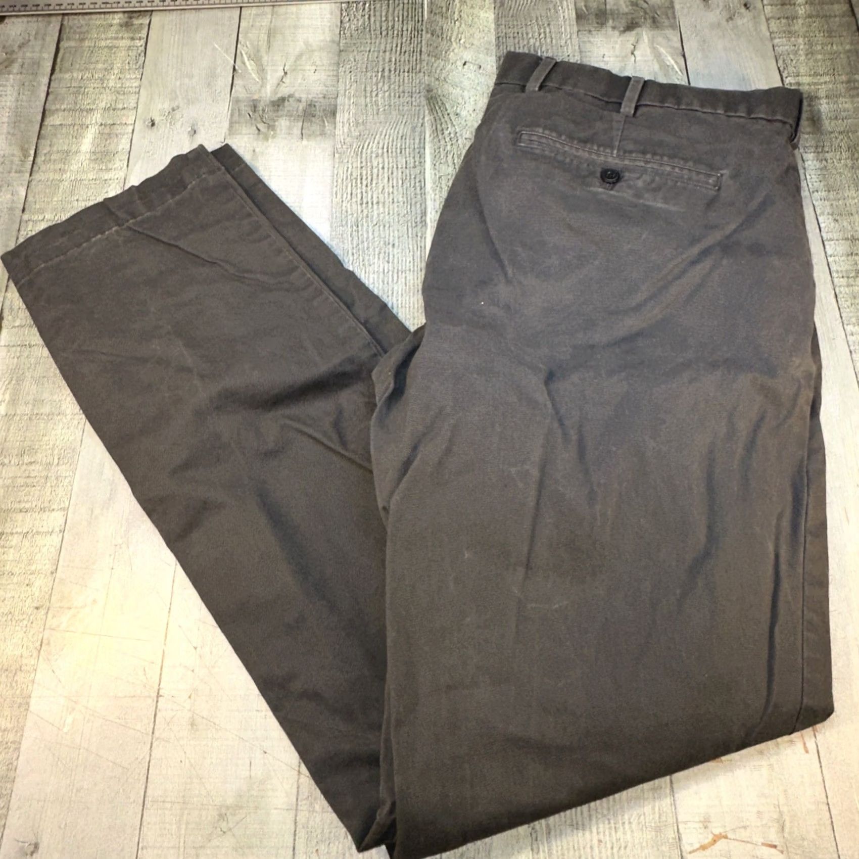 Gap GAP Slim Fit Chino Pants Mens 38 Gray Straight Leg Cotton Casual Slacks 34in Inseam Belt Loops Pockets Size US 38 / EU 54 - 3 Thumbnail