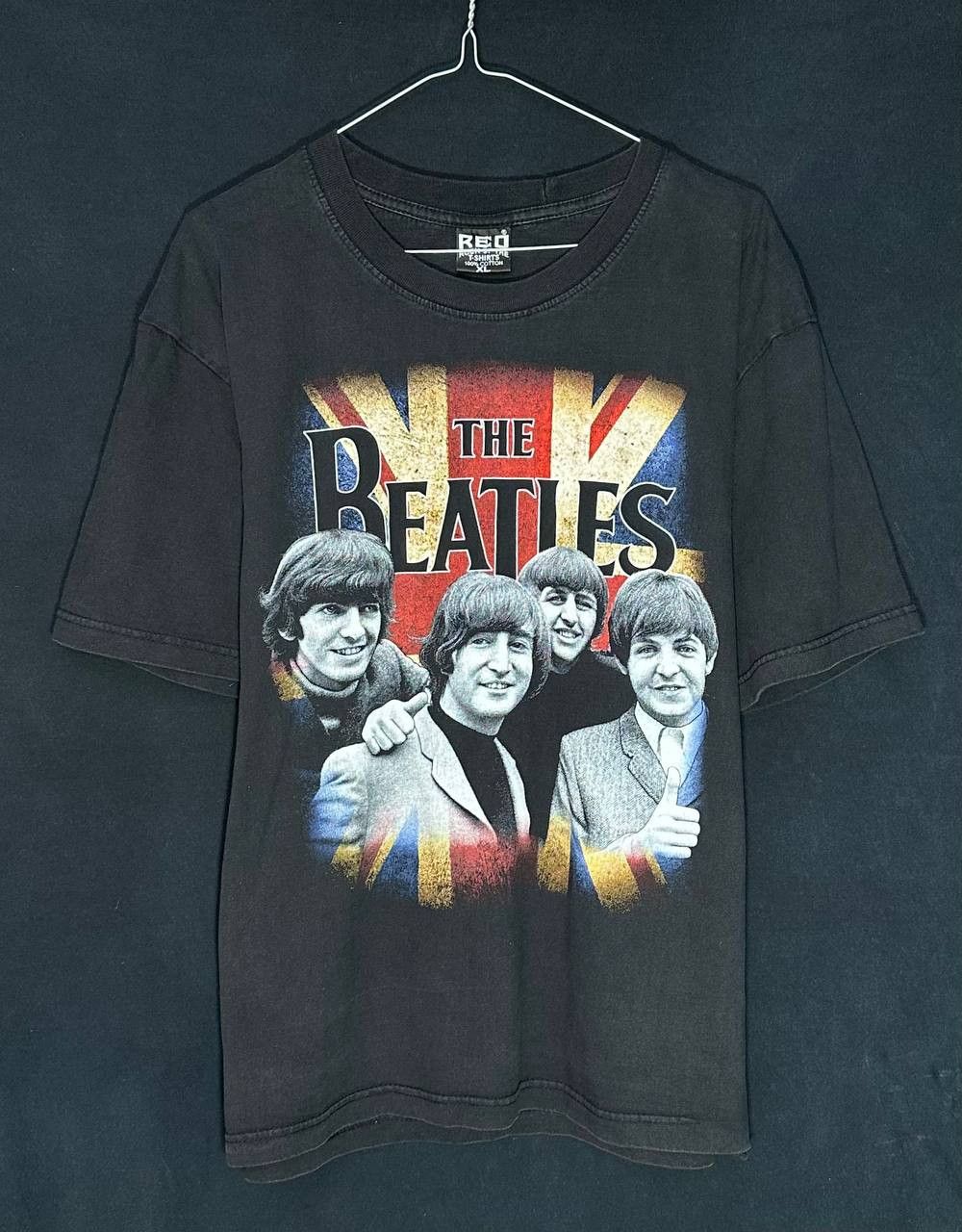 Vintage the Beatles RED Rock of the T-SHIRT Great Britain Size US XL / EU 56 / 4 - 1 Thumbnail