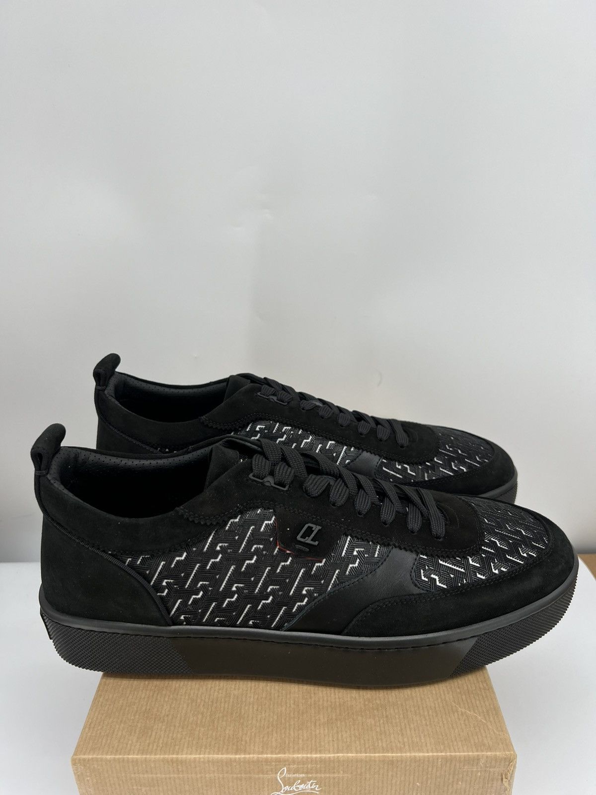 Christian Louboutin Christian Louboutin Haplyrui Flat Sneakers Size US 10.5 / EU 43-44 - 3 Thumbnail