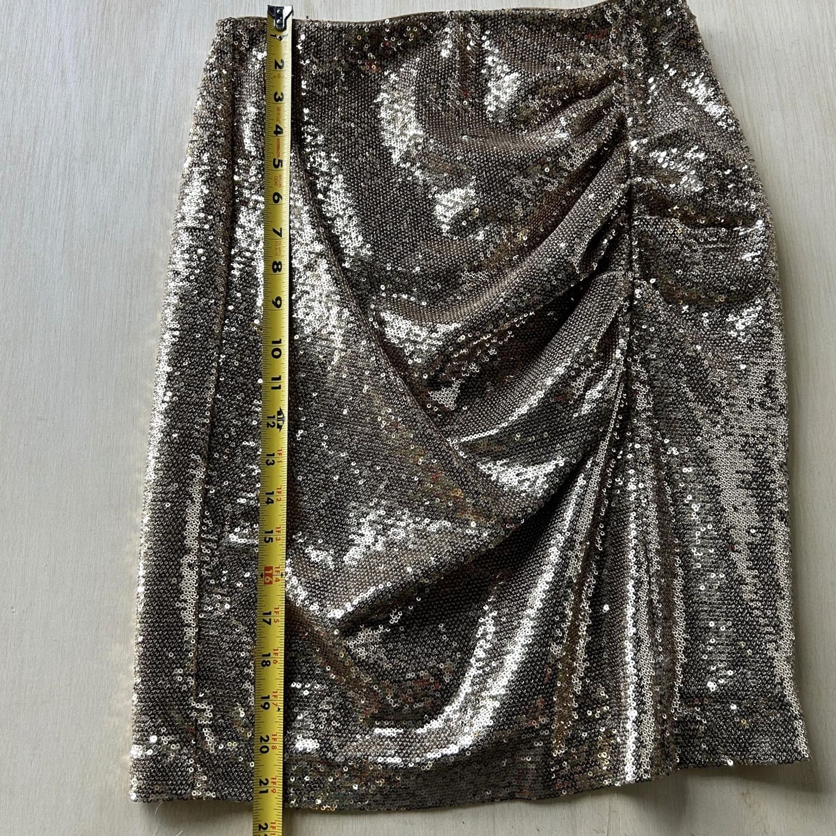 Vintage VINTAGE? No. INC International Concepts Skirt Womens XS Gold Sequin Pencil Asymmetric Party Size 26" / US 2 / IT 38 - 3 Thumbnail