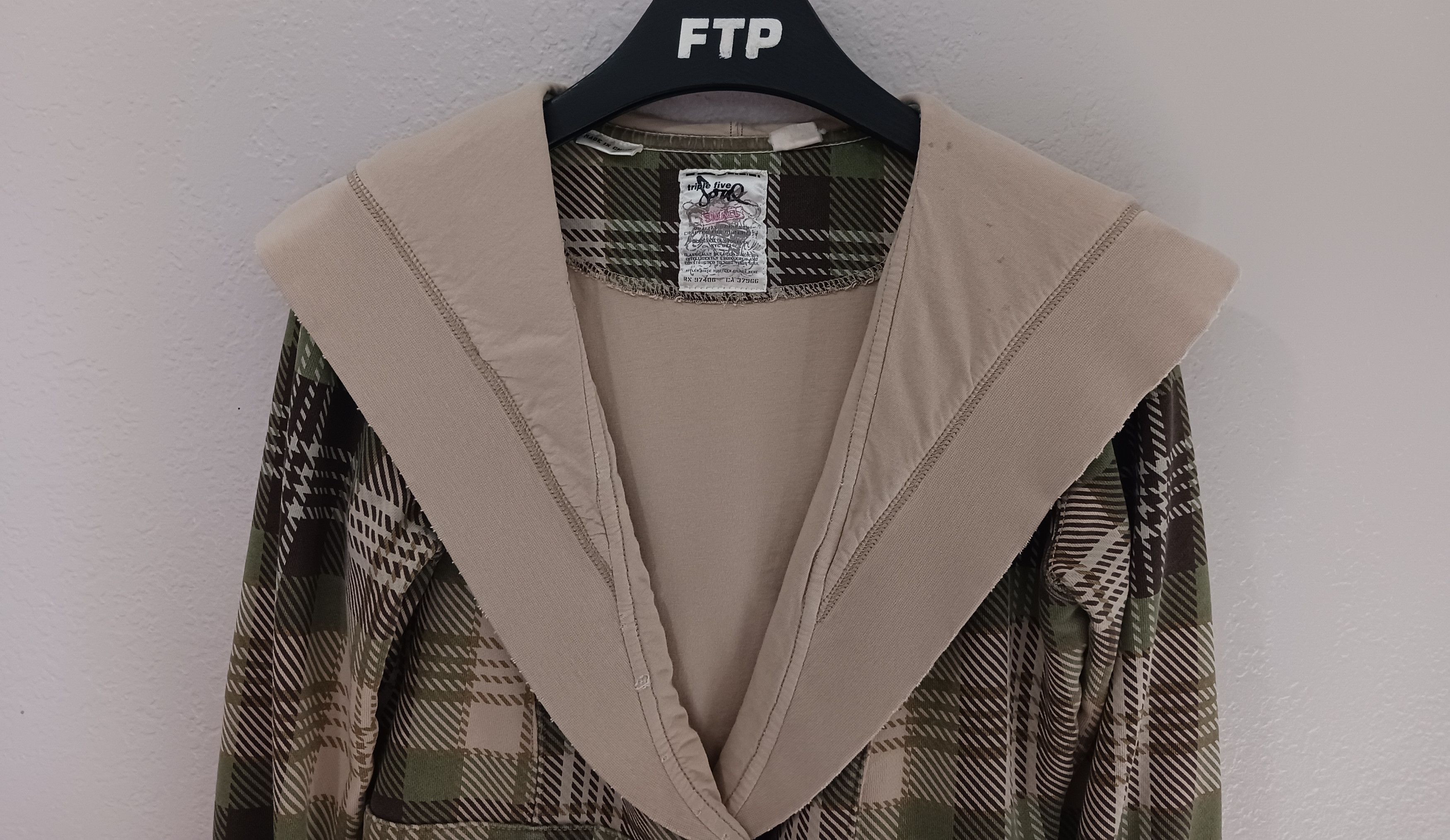 Triple 5 Soul × Vintage Triple 5 Soul Vintage 2000s Hook Closure Plaid Hooded Jacket Size S / US 4 / IT 40 - 6 Thumbnail