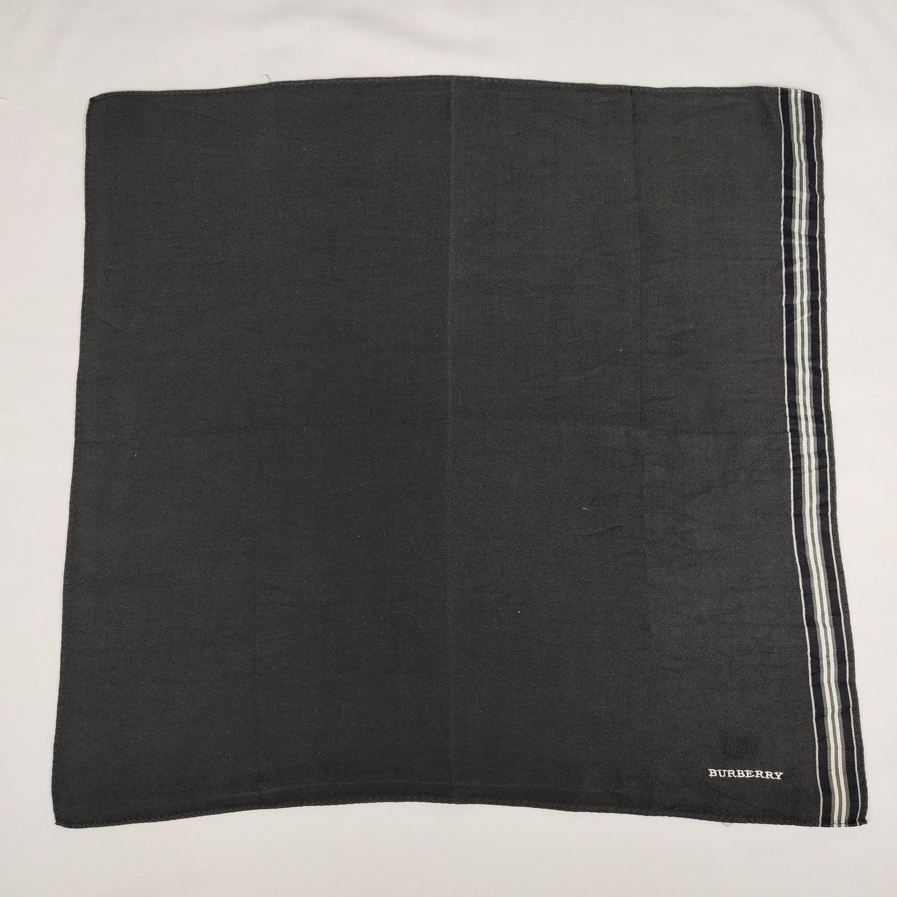 Burberry × Vintage Burberry Handkerchief / Neckerchief / Bandana FZ260 Size ONE SIZE - 3 Thumbnail