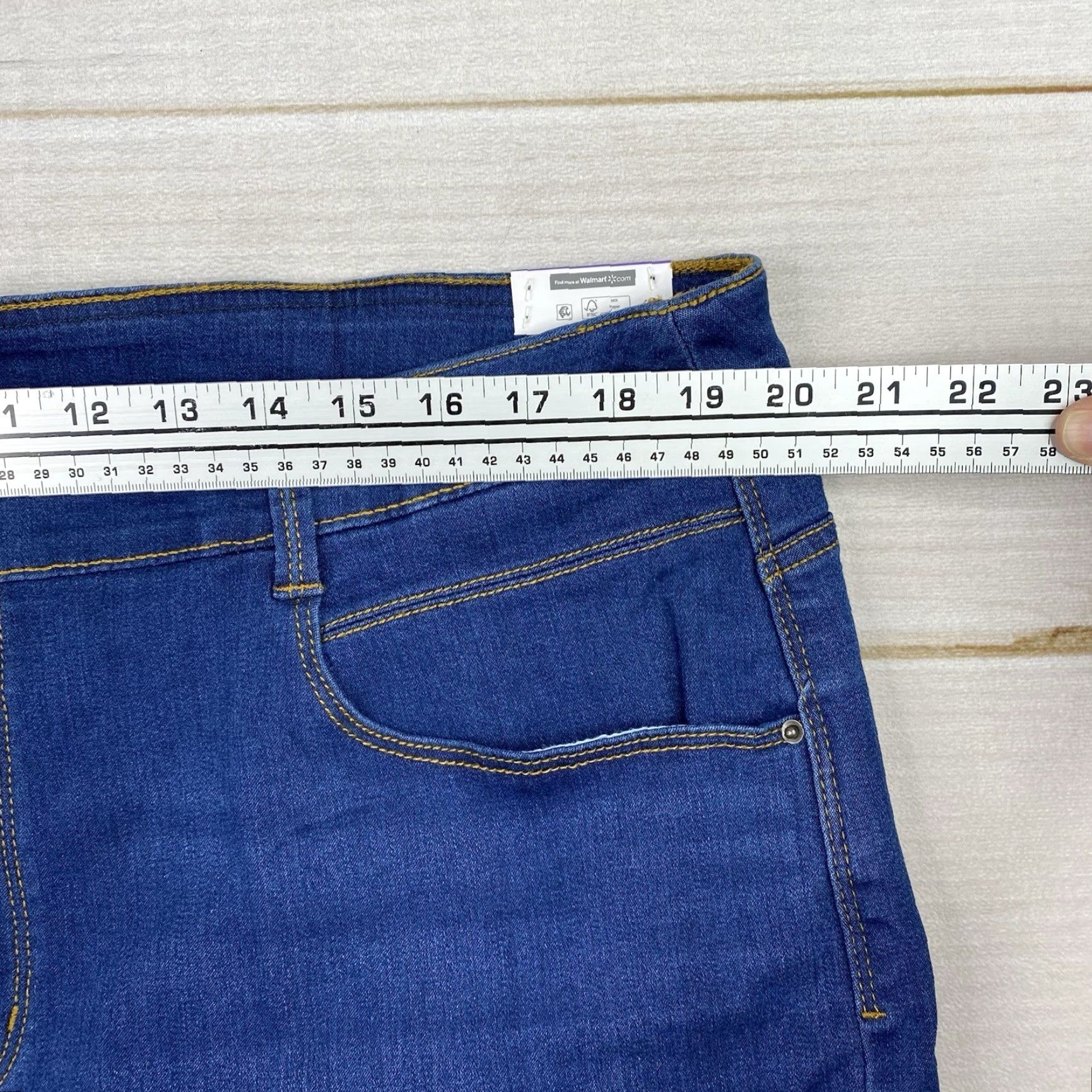 Vintage TIME AND TRU Shorts Women XXL 20 Pull On Denim Dark Blue 5-Pocket Cuffed Stretch NWT - Casual, Walking, Spring/Summer Mens Size 42" / US 20 - 3 Thumbnail