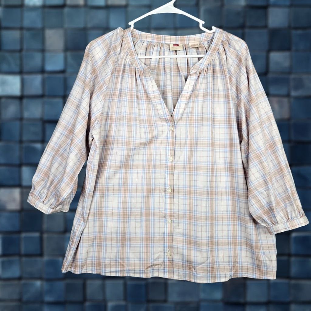 Levi's Levi's Chalk Pink Plaid V-Neck 3/4 Sleeve Button-Up Shirt S Womens Shirt Vintage No Size S / US 4 / IT 40 - 1 Thumbnail