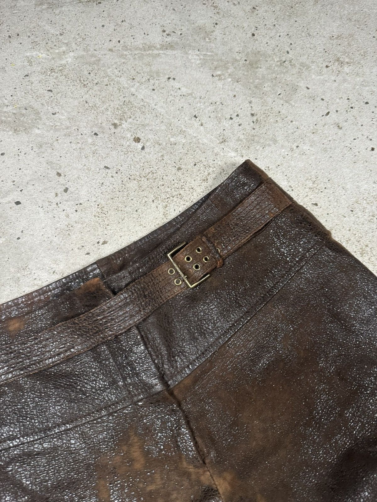 Roberto Cavalli AW2000 Roberto Cavalli Brown Leather Eroded Burnt Pants Size US 30 / EU 46 - 11 Thumbnail