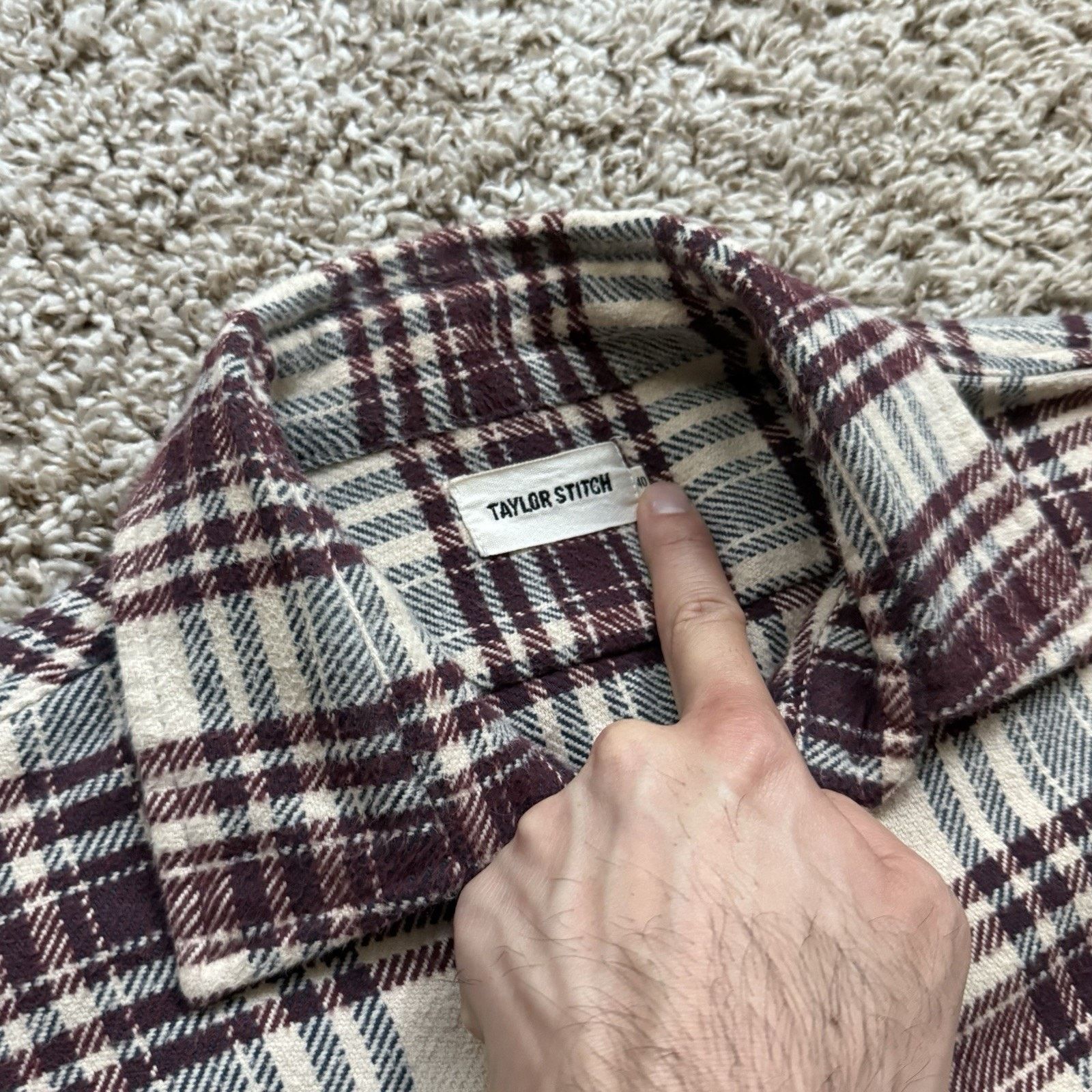 Taylor Stitch Taylor Stitch Shirt Red Crater Flannel Ivory Plaid Size M 40 Size US M / EU 48-50 / 2 - 3 Thumbnail