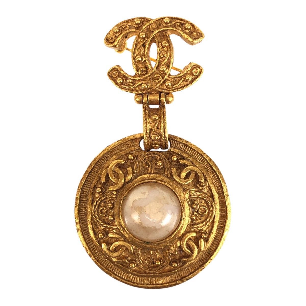 Chanel Chanel Chanel Gold Plated Faux Pearl Coco Mark Brooch Metal Brooch ココマーク Size ONE SIZE - 1 Thumbnail