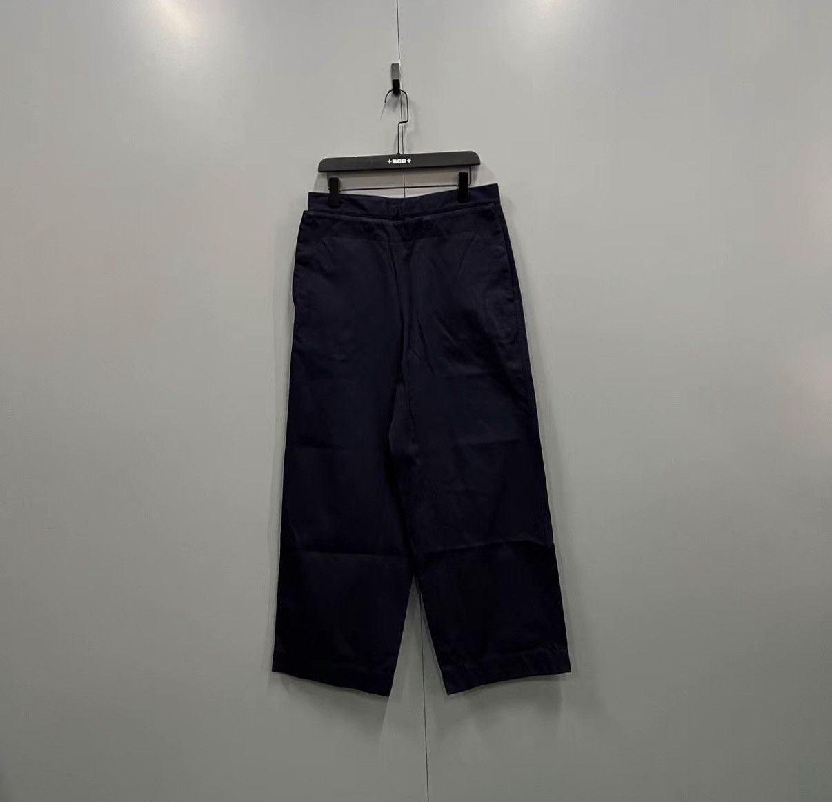 Bottega Veneta Bottega Veneta Dark Blue Wide-leg Trousers J41 Size US 30 / EU 46 - 1 Thumbnail