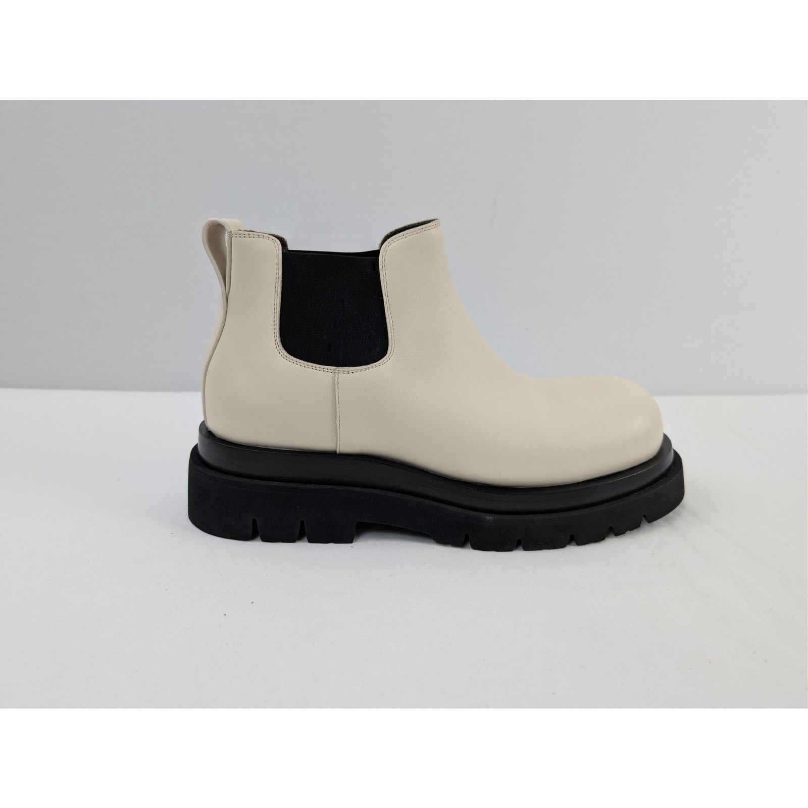 Bottega Veneta o1rshd1 Military Calf The Lug Boots in Sea Salt Size US 10 / EU 43 - 4 Thumbnail
