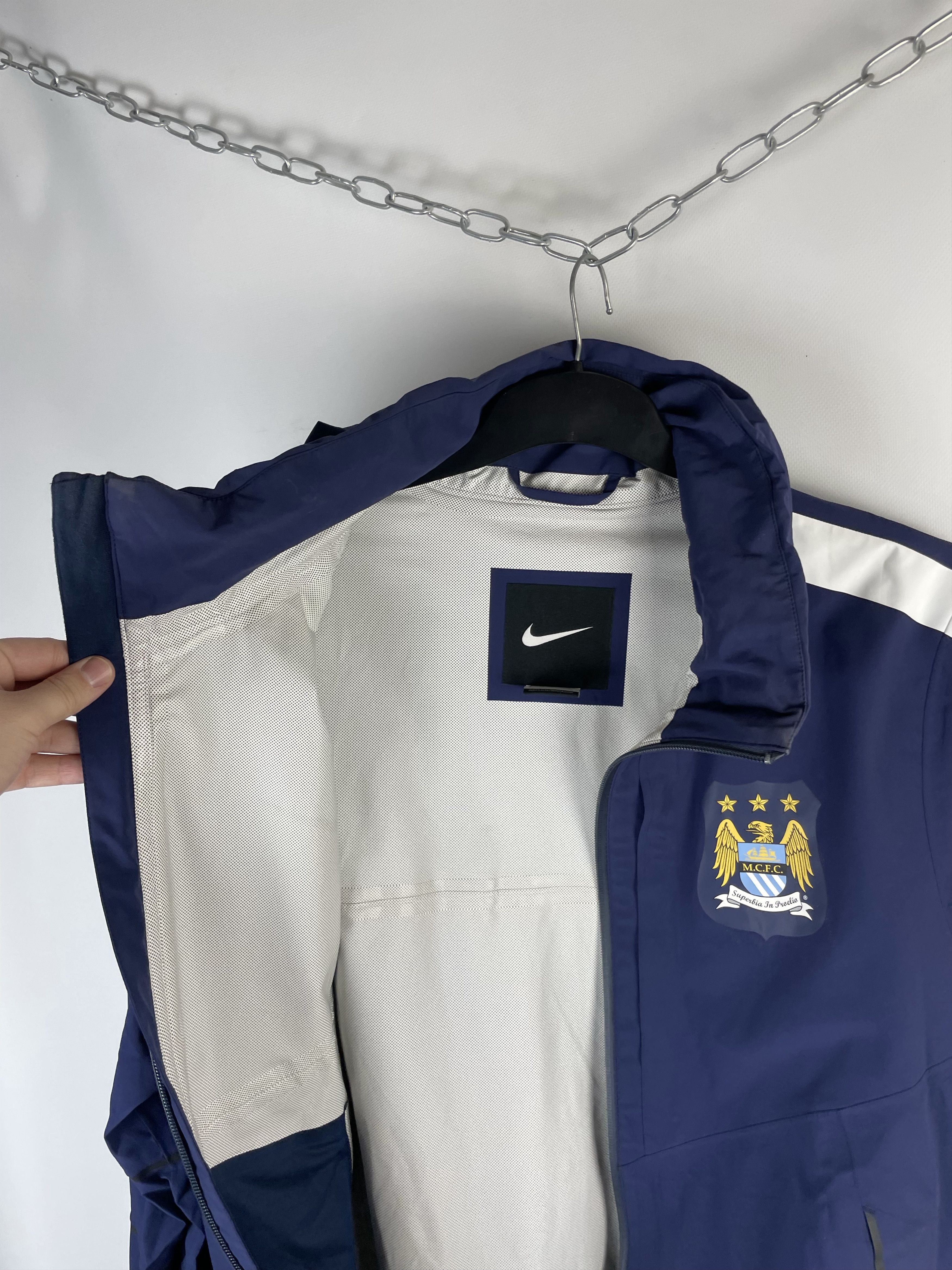 Nike Vintage Nike Manchester city jacket Size US L / EU 52-54 / 3 - 14 Thumbnail