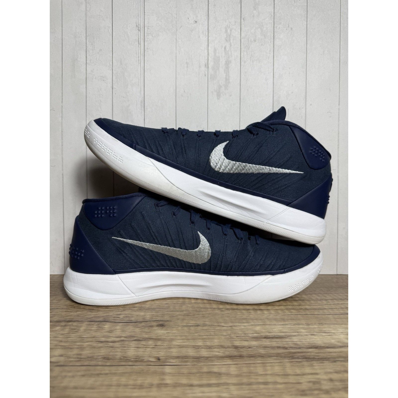 Nike Kobe A.D. Mid Midnight Navy Sz Men’s 11 SUPER CLEAN
