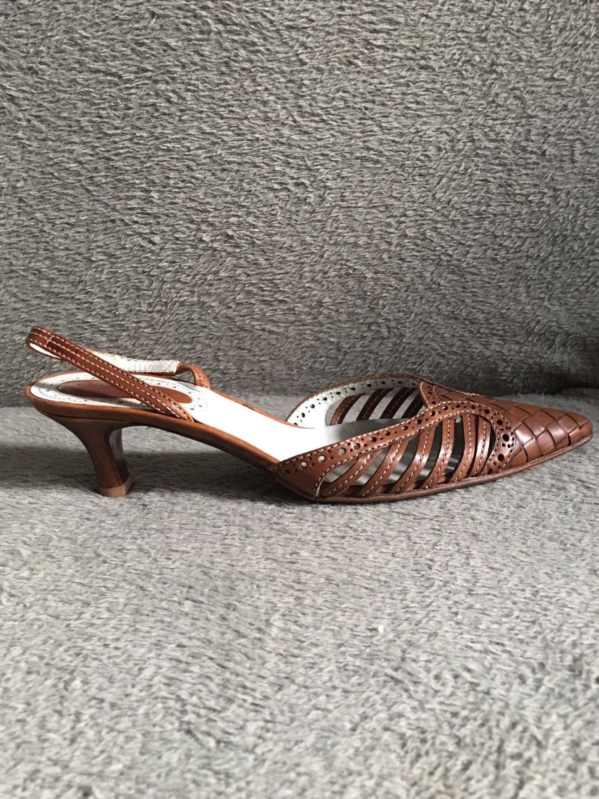 Bottega Veneta Bottega Veneta Brown Leather Kitten Heels EU 38 Size US 8 / IT 38 - 4 Thumbnail