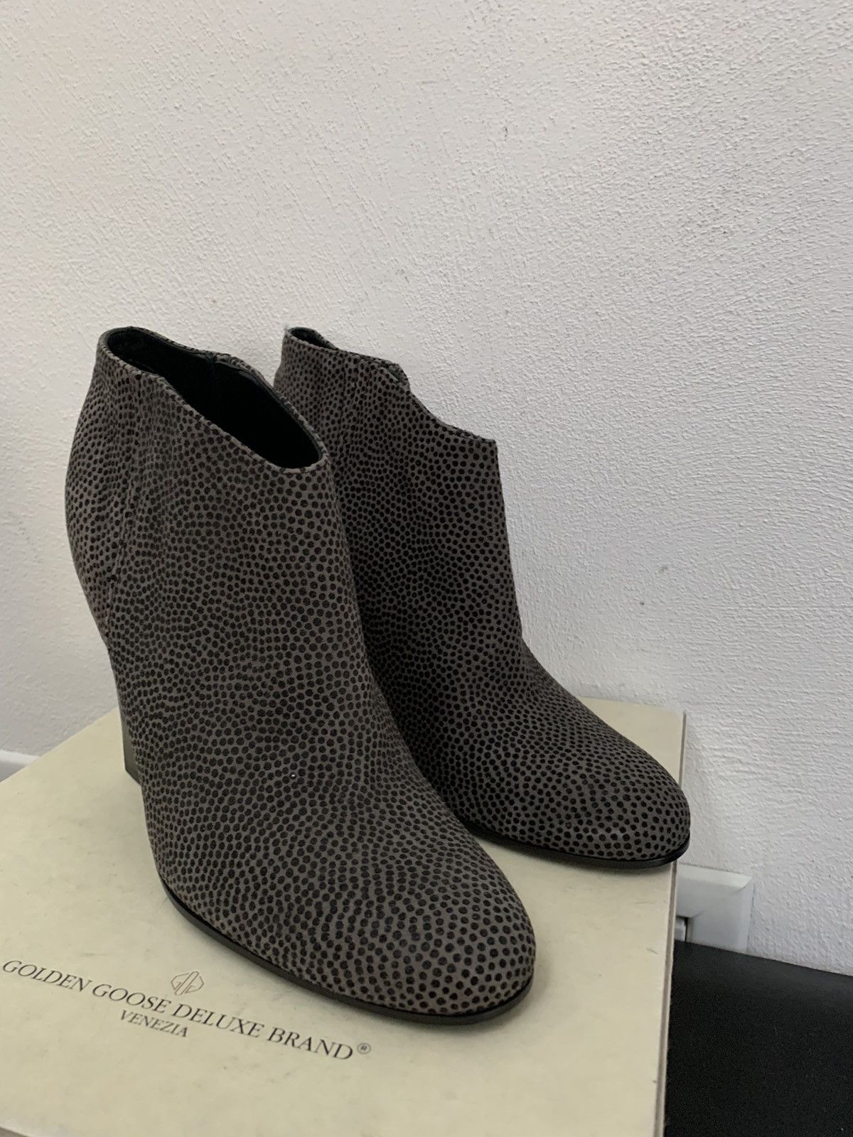 Golden Goose Golden Goose Heels Leather Ankle Boots Size US 10 / IT 40 - 16 Thumbnail